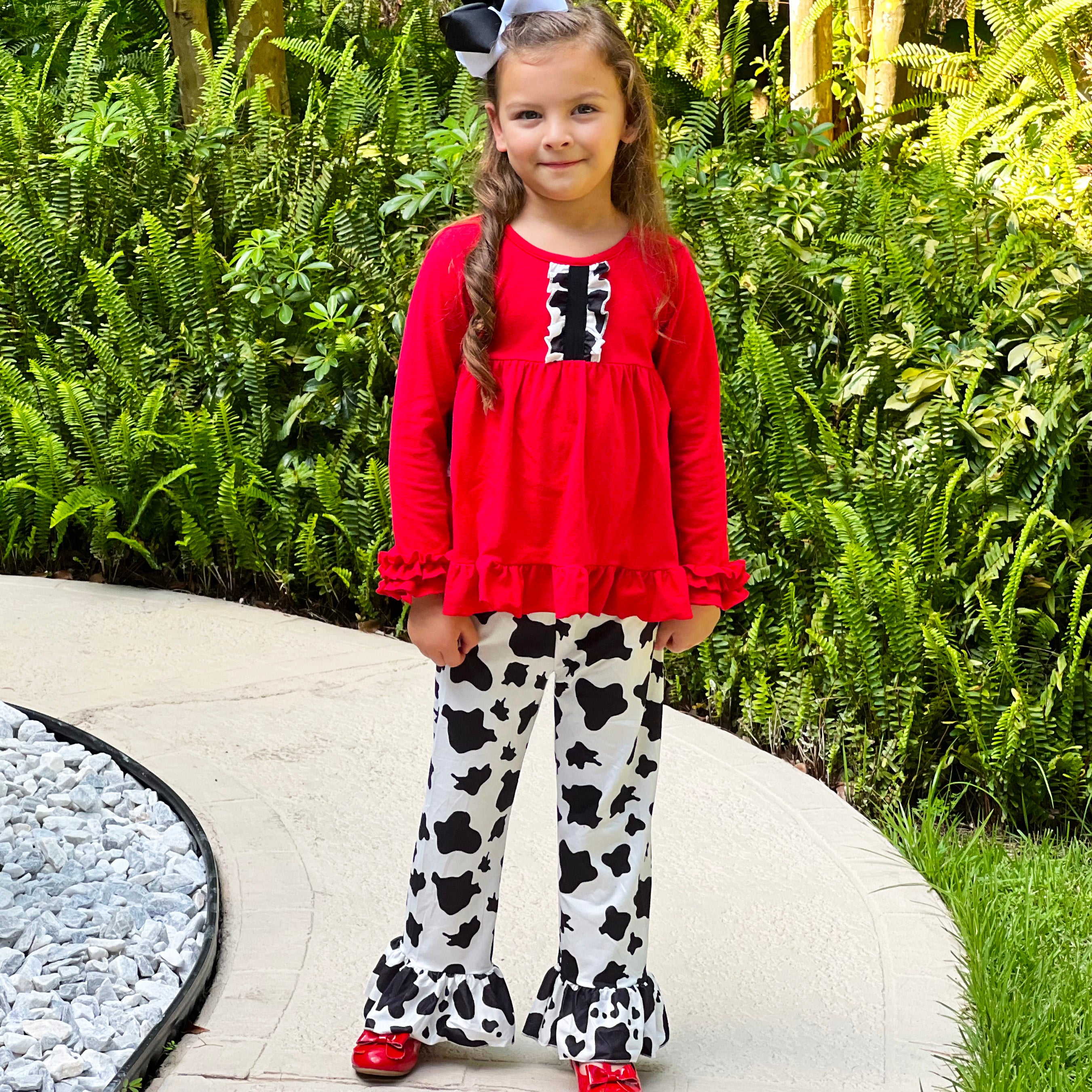 AL Limited Little Big Girls Boutique Cowgirl outfit featuring a red long sleeve top with cow printed pockets and ruffle pants, perfect for parties.