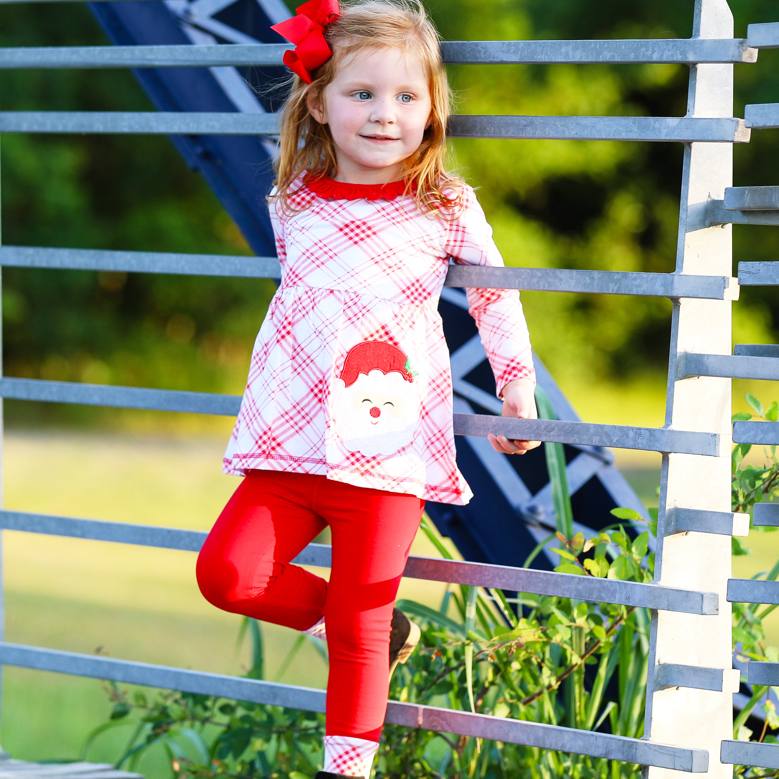 AnnLoren Girls Boutique Santa Holiday Clothing Set featuring a long sleeve dress with Santa applique and red knit leggings.