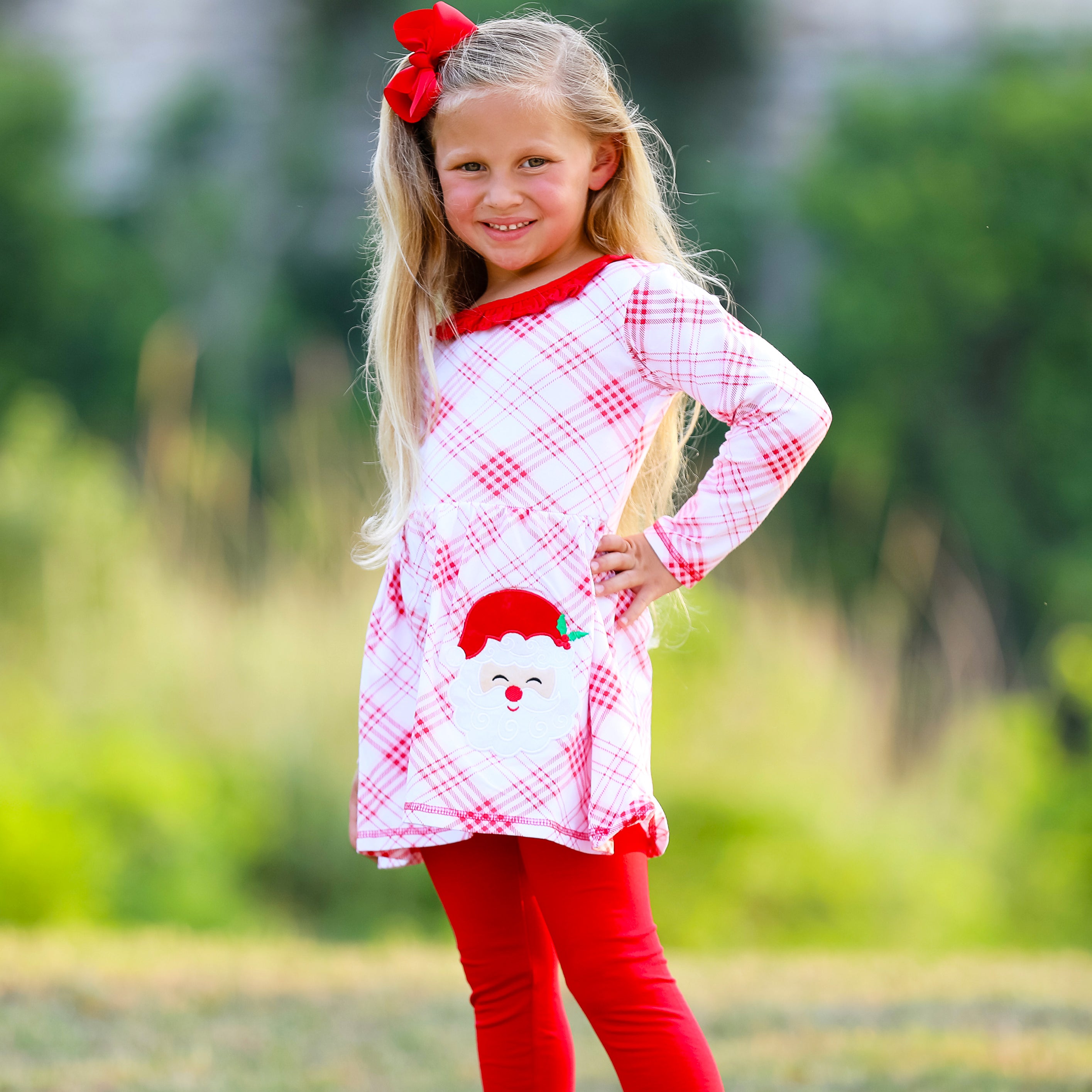 AnnLoren Girls Boutique Santa Holiday Clothing Set featuring a long sleeve dress with Santa applique and red knit leggings.