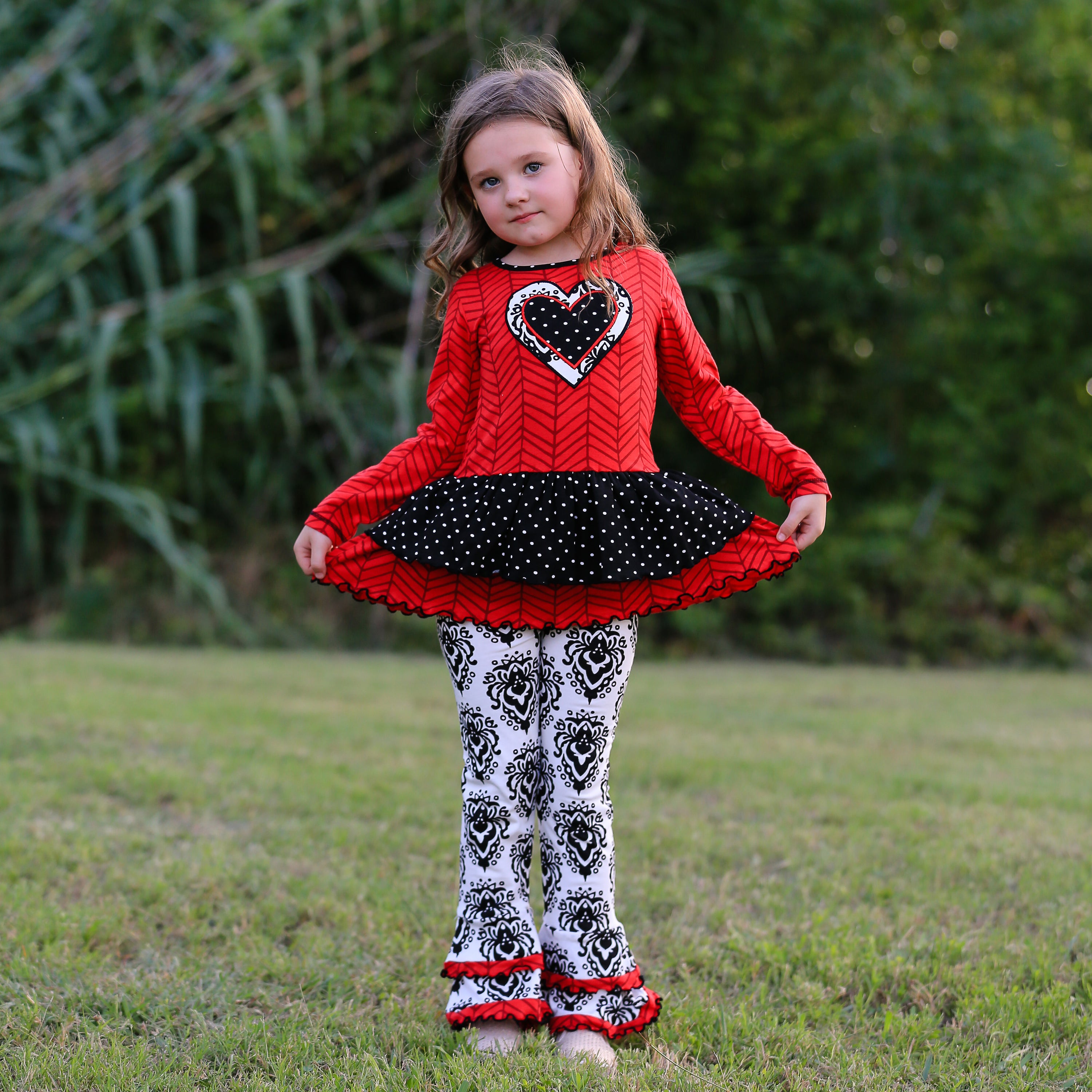 AnnLoren Girls Winter Damask Heart Herringbone Tunic and Legging Set featuring a red tunic with heart appliques and black damask leggings.