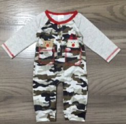 Baby boys camouflage romper featuring Santa and reindeer appliques, with grey sleeves and pockets, perfect for Christmas celebrations.