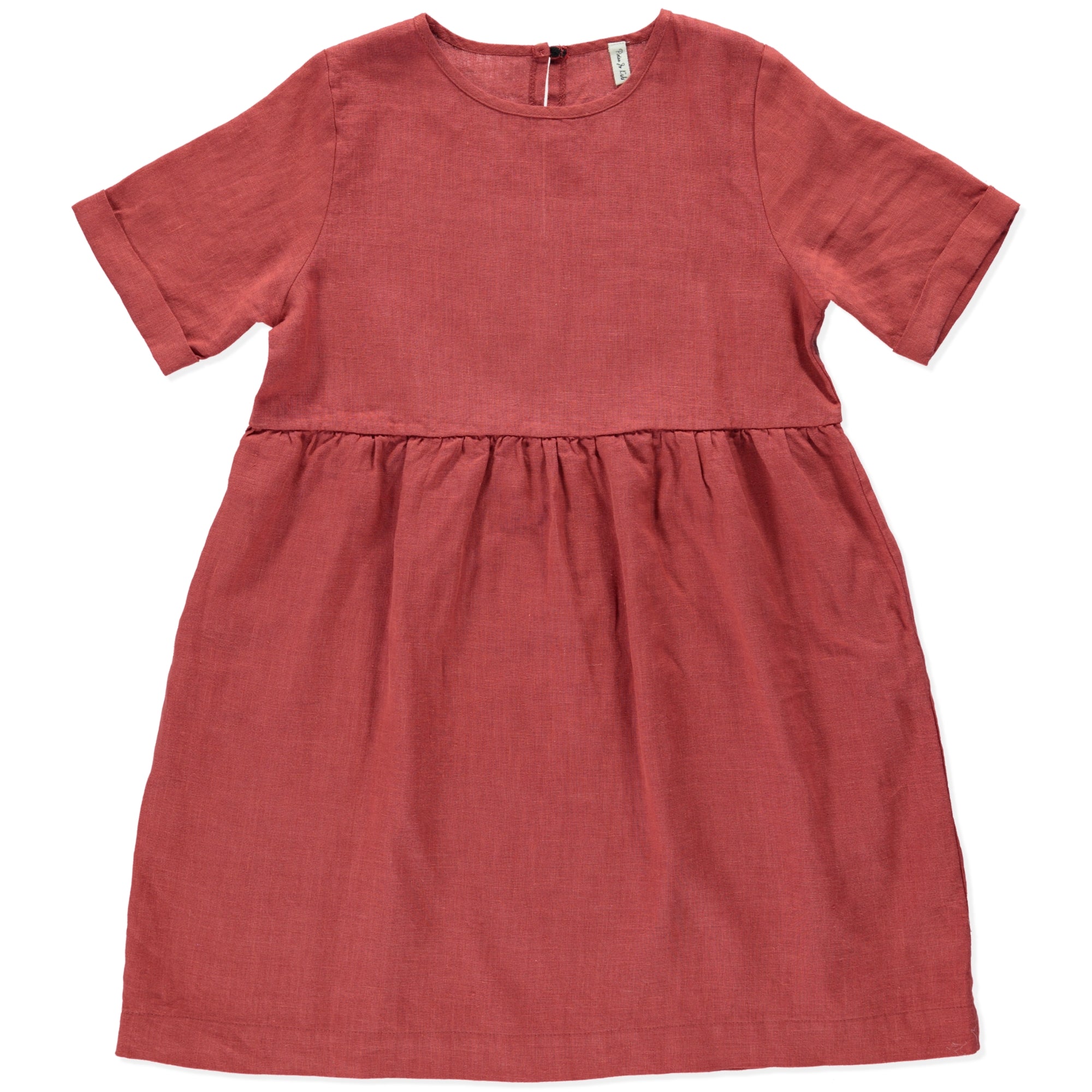 A modern casual dress in terracotta color made of soft, breathable linen with rolled cuffs and an olive wood button closure.