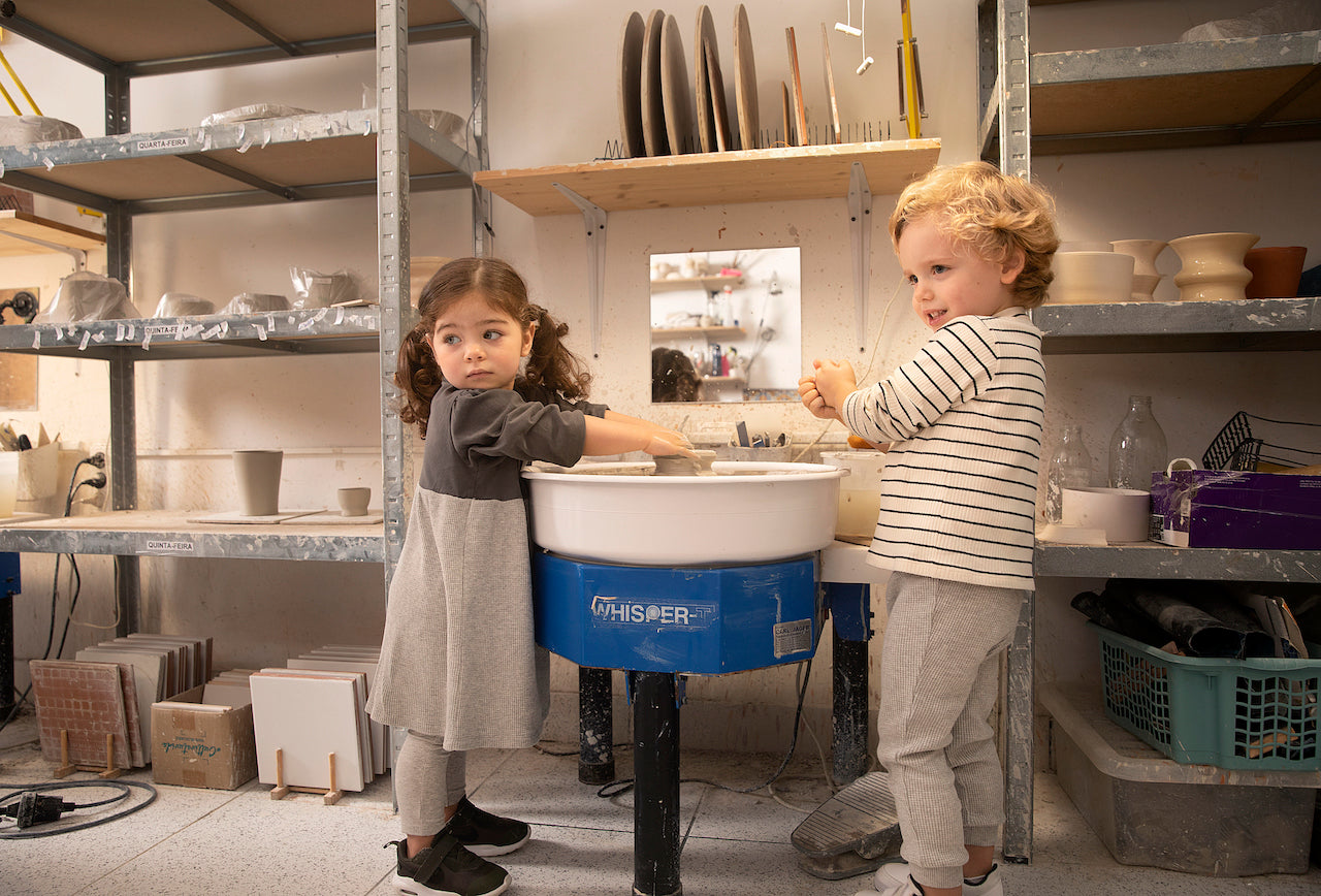 Dress Peggy Grey for baby girls featuring puff sleeves, round collar, and gathered chest, made from organic cotton.