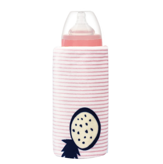 High Quality Thermostatic Water Bottle Insulation made of cotton cloth, designed to keep beverages warm with a compact size and Velcro strap.