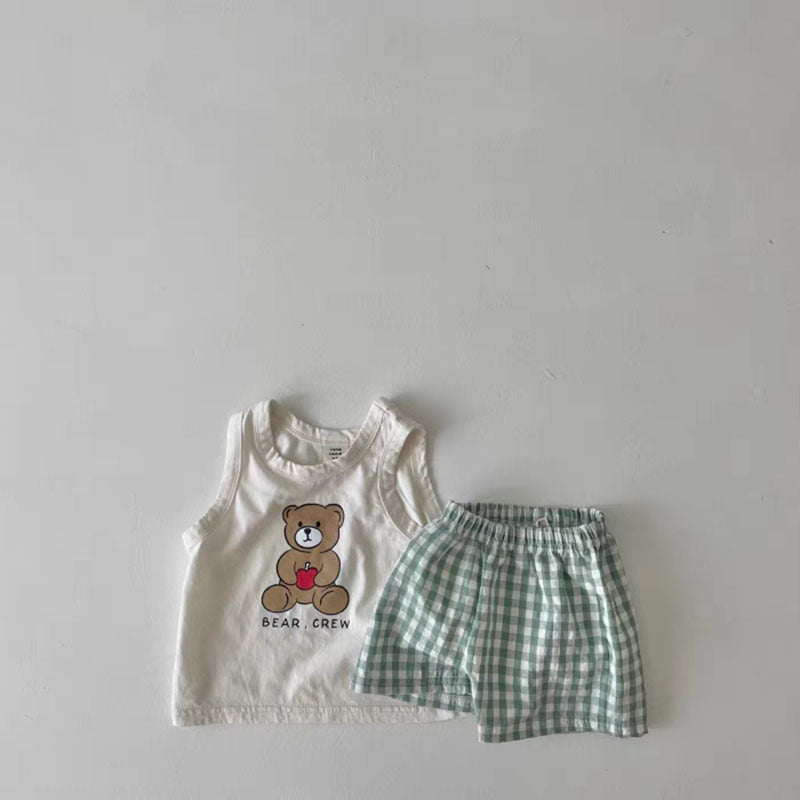 Baby Bear Print Pattern Tops with Plaid Shorts Sets in various colors, showcasing a playful design suitable for infants and toddlers.