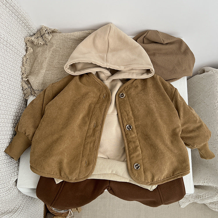 A vintage style lambswool padded jacket for babies, featuring a thickened design in brown and coffee colors, suitable for both boys and girls.