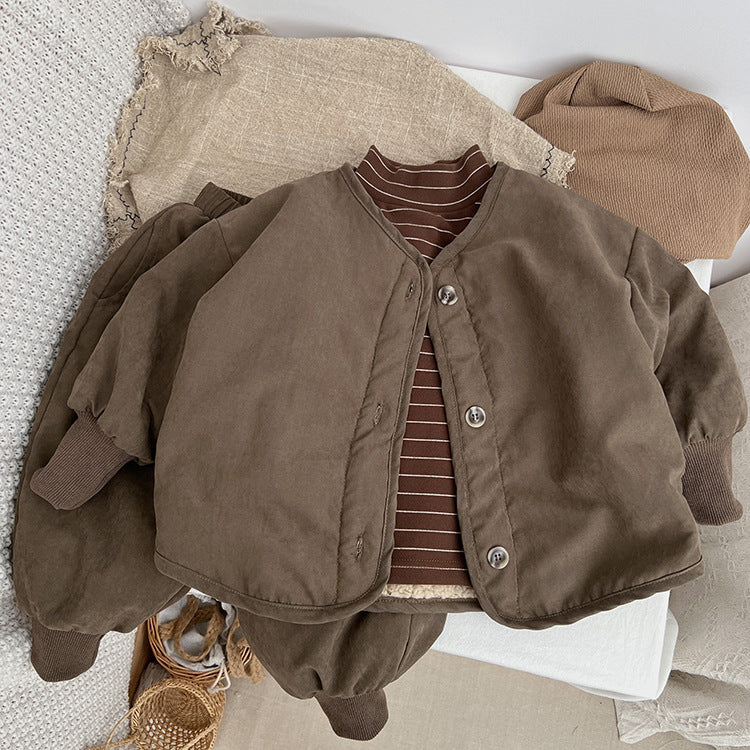 A vintage style lambswool padded jacket for babies, featuring a thickened design in brown and coffee colors, suitable for both boys and girls.