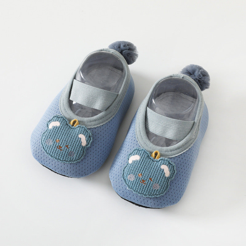 Adorable baby girl cartoon pattern non-slip toddler shoes featuring a fun tail design in various colors.