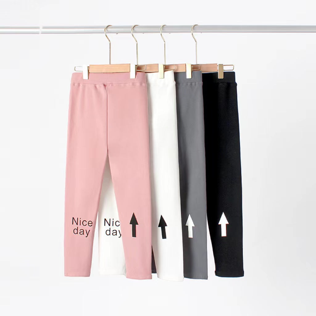 Baby girl leggings featuring a fun letter print pattern in soft cotton, available in multiple colors for autumn wear.