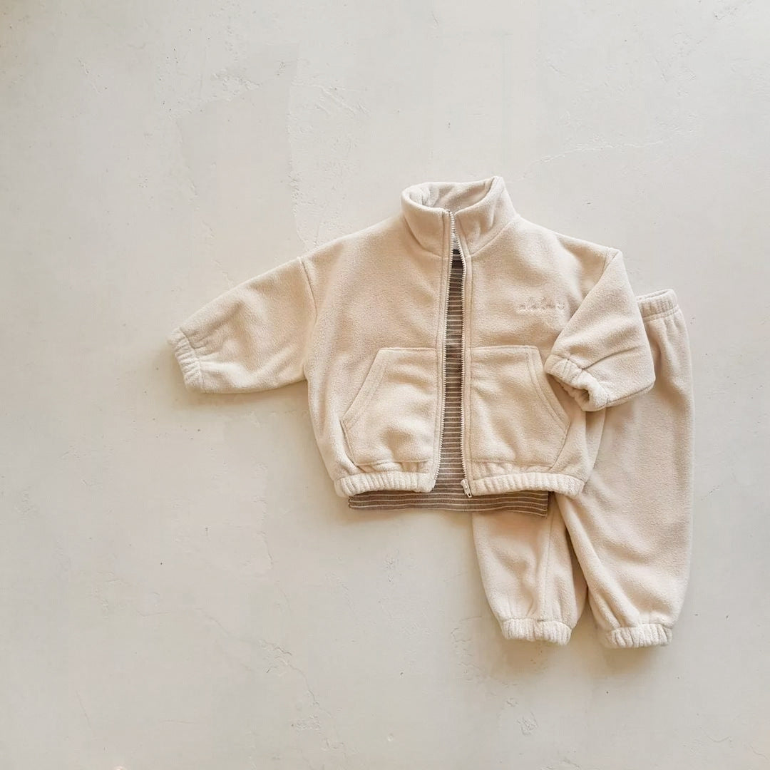 Baby unisex jacquard and solid two-piece set in beige, apricot, and coffee colors, made from soft cotton, suitable for all seasons.