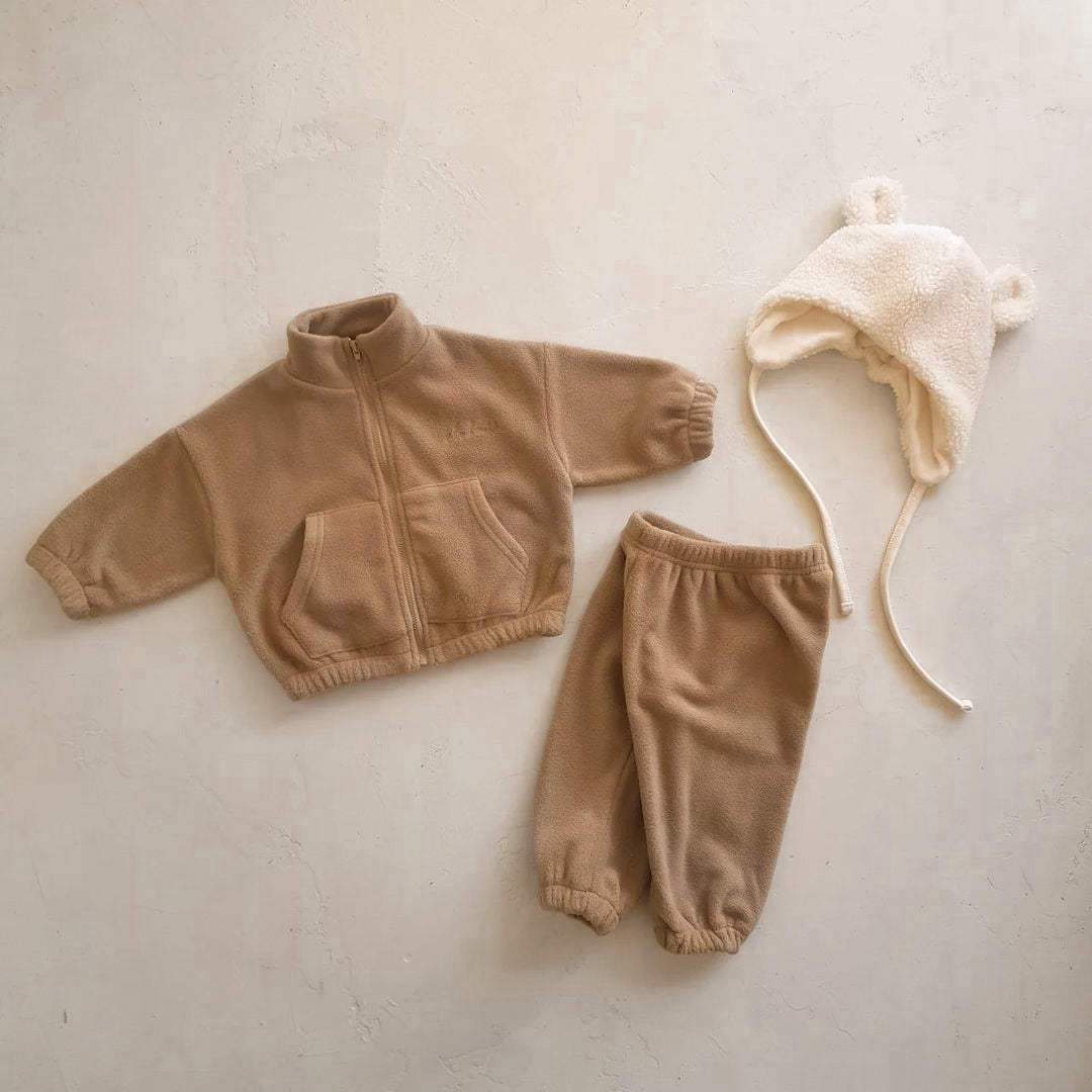 Baby unisex jacquard and solid two-piece set in beige, apricot, and coffee colors, made from soft cotton, suitable for all seasons.