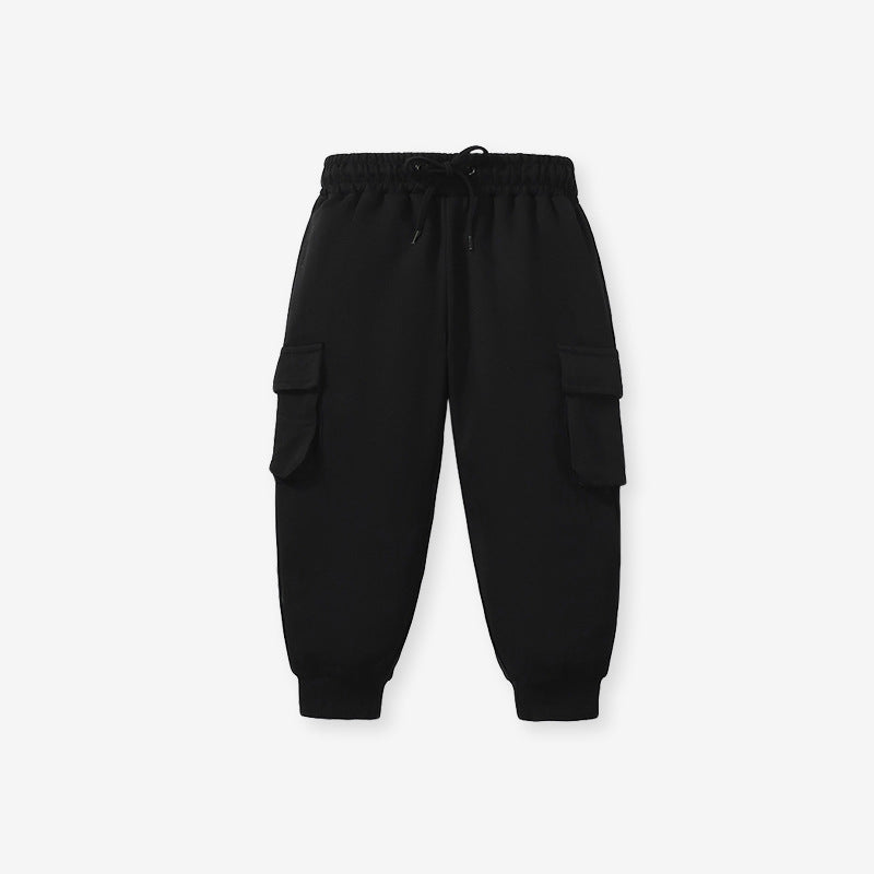 European and American Children’s Autumn Cotton Boys’ Work Pants in black, showcasing a solid pattern and comfortable fit for active boys.