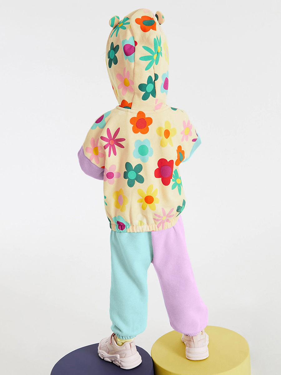 High Quality Spring and Autumn Girls outfit featuring a colorful floral pattern, made from soft cotton material.