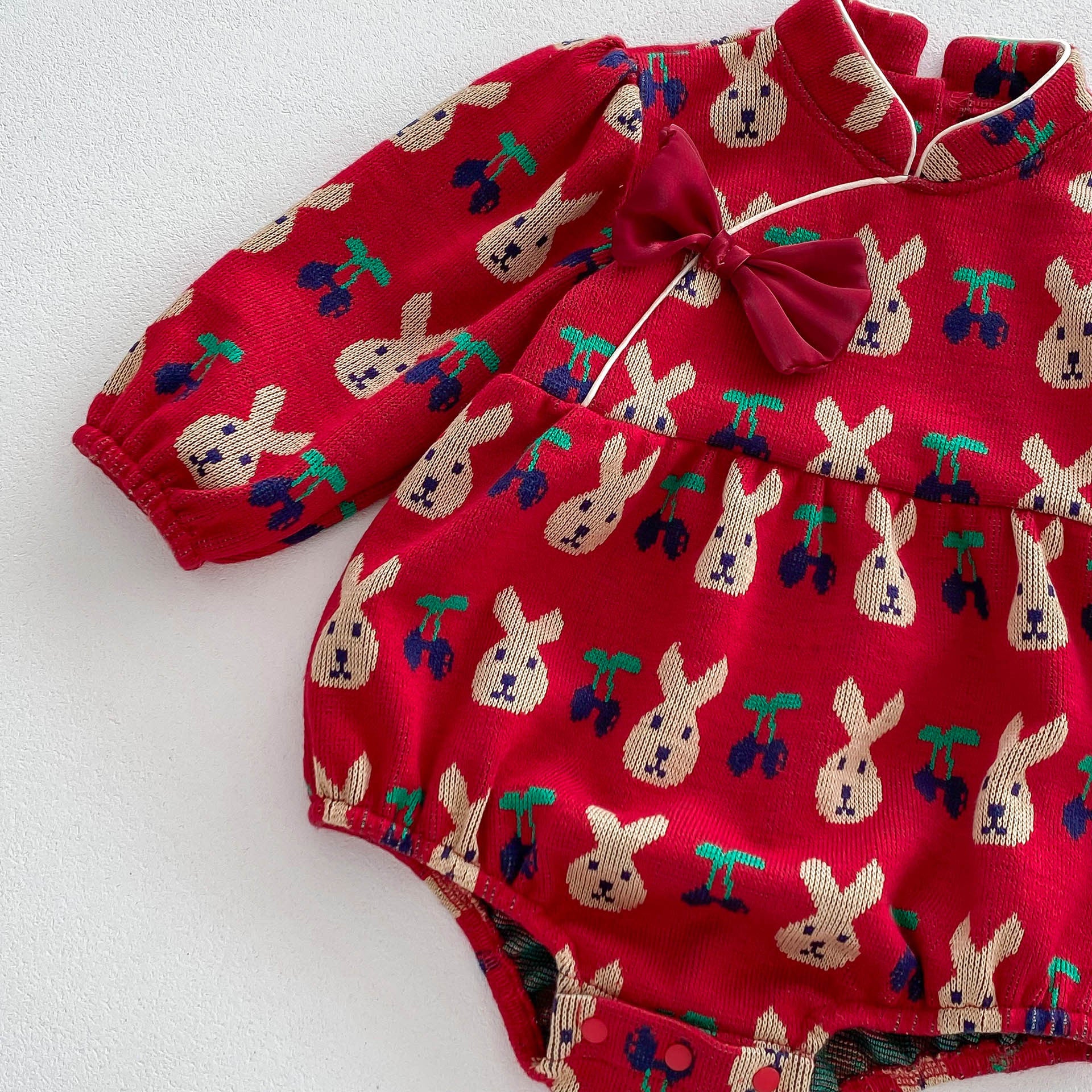 Infant baby girls long sleeve one piece in red with rabbit and cherry pattern, made of soft cotton, perfect for spring and autumn.