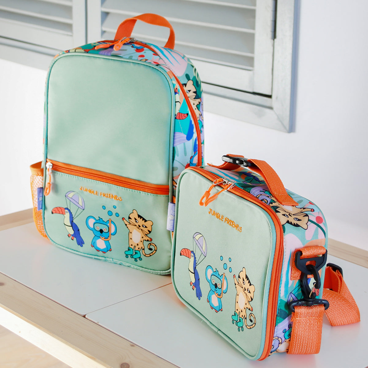 Milk&Moo Jungle Collection Kinder Rucksack in grün mit Dschungelfiguren, ideal für den Kindergarten.