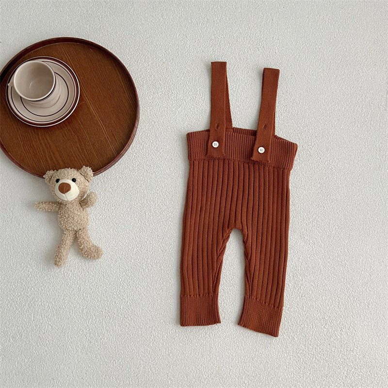 New Autumn and Winter Solid Color Knitted Overalls in Apricot and Coffee colors, made from soft cotton, suitable for infants and toddlers.