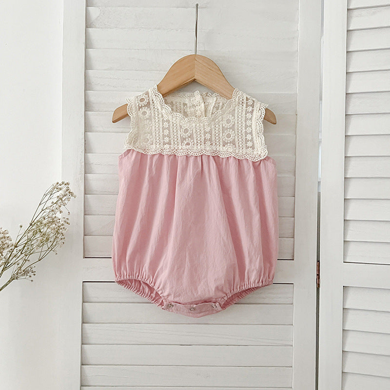 A summer dress for baby girls featuring a floral pattern and embroidery lace, available in pink, light pink, beige, and apricot colors.