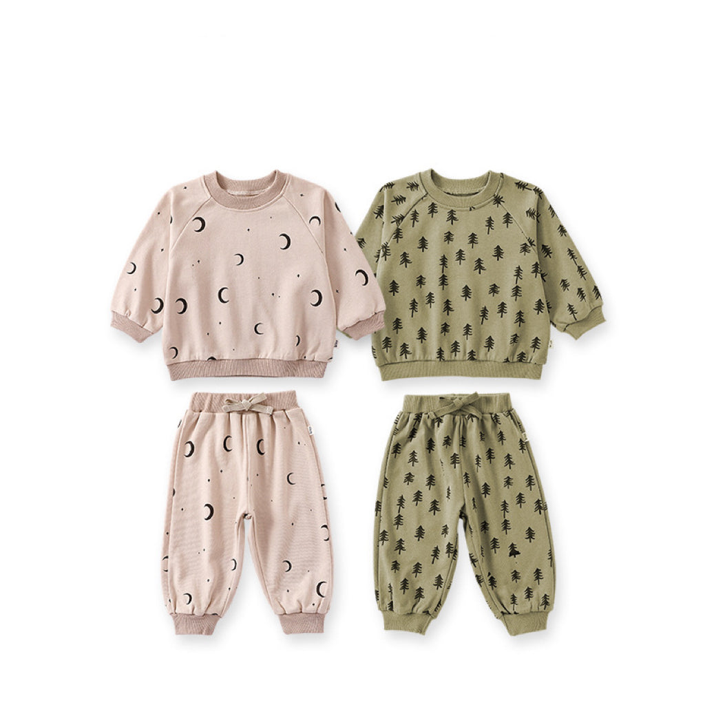 A stylish Print Pattern Crewneck Hoodie and Trousers Set in green and beige, made from soft cotton, perfect for summer wear for babies.