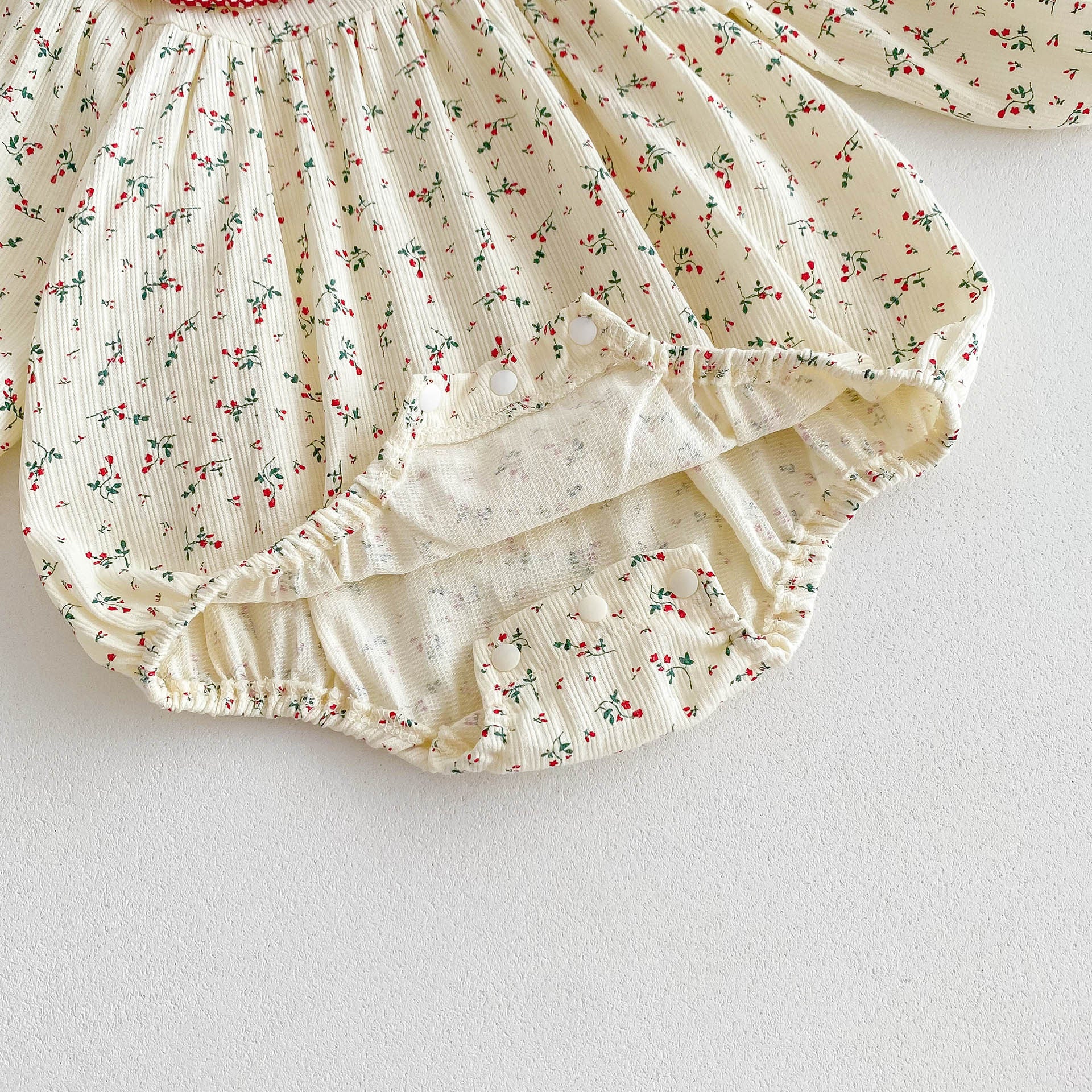 Baby girls floral long sleeves dress with Peter Pan collar in beige color, perfect for spring and autumn wear.