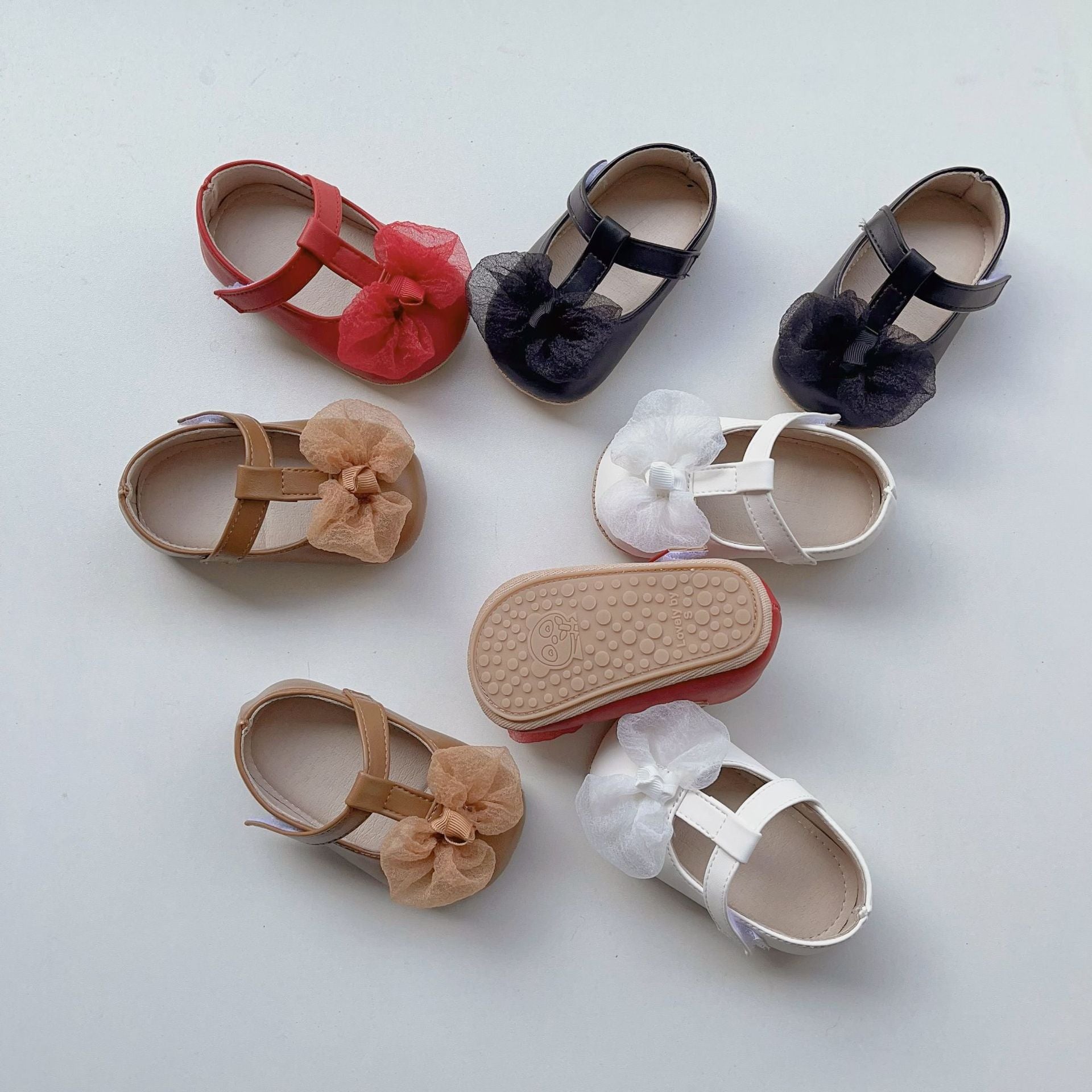 Summer Baby Girl Lace Mesh Bow Toddler Soft-Sole Anti-Slip Walking shoes in various colors with floral design.