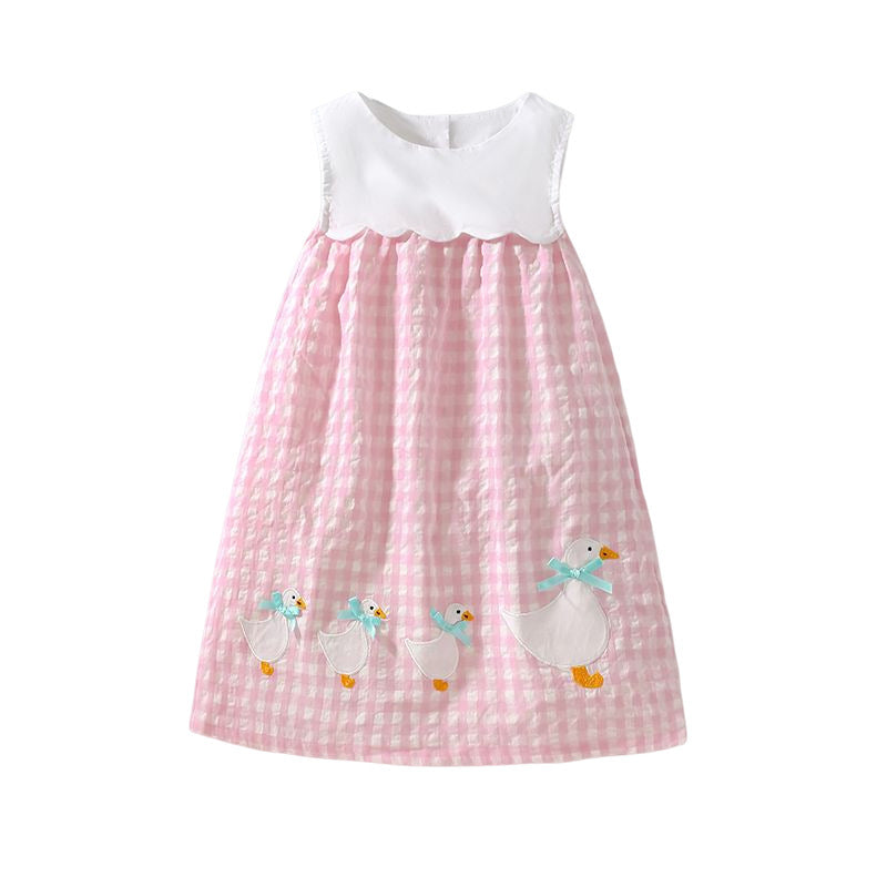 A pink sleeveless dress for baby girls featuring plaid patchwork and a cute geese pattern, perfect for summer wear.