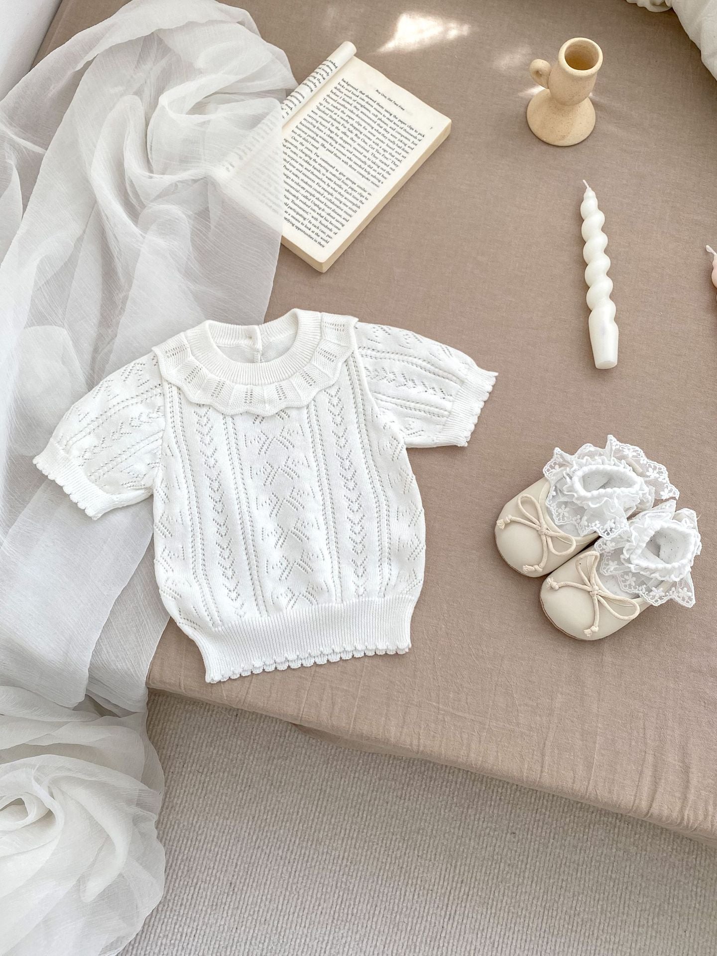 Summer Baby Kids Girls Hollow Out Knitting Pattern Pullover Top in White and Green, showcasing a stylish design for infants and toddlers.