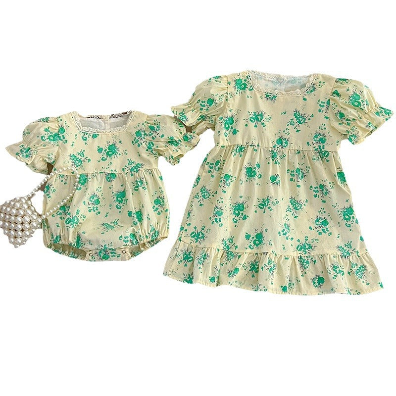 Summer girls green floral pattern square neck onesies, showcasing vibrant floral design and comfortable fit for baby girls.