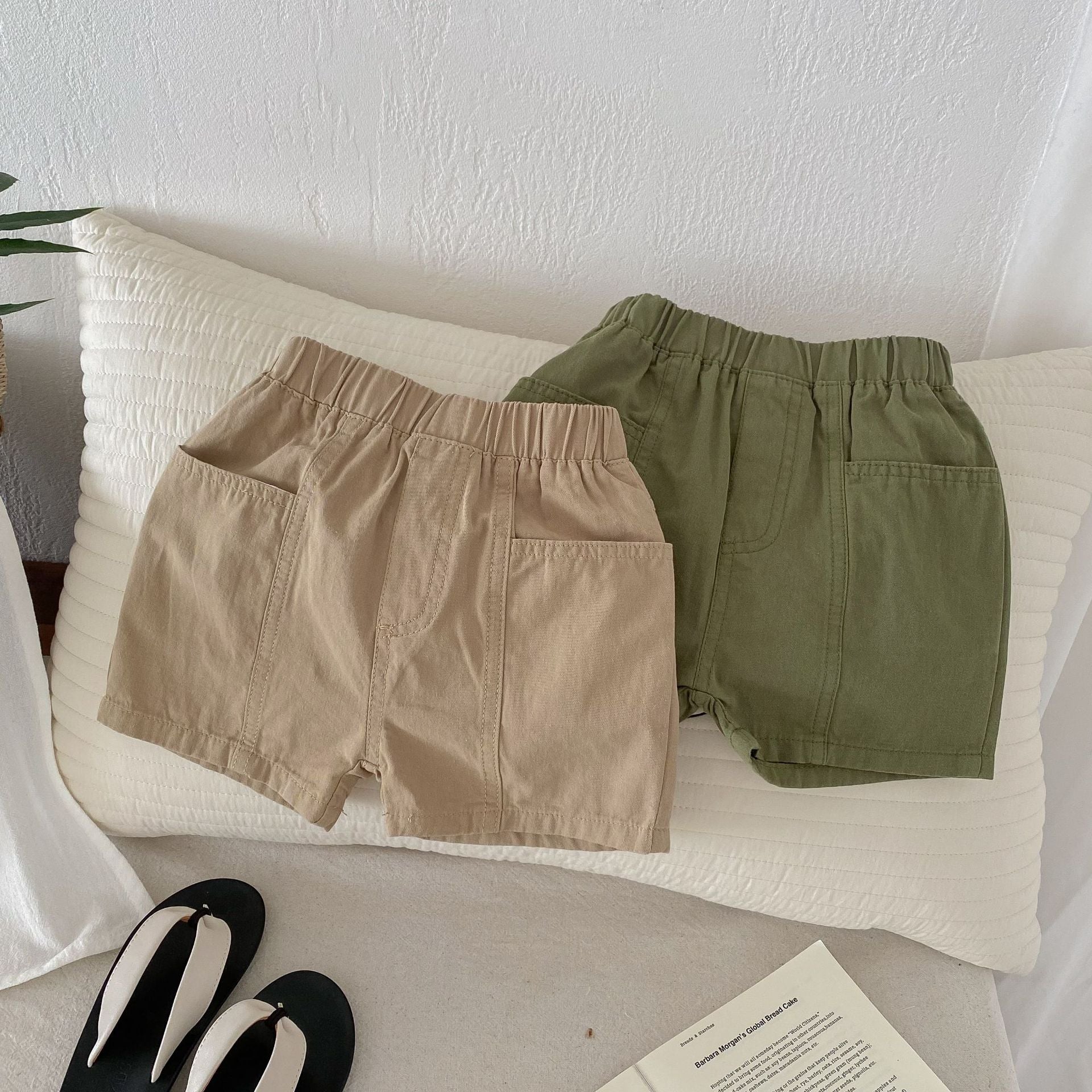 Boys versatile casual solid color utility shorts in green and khaki, made from 95% cotton, perfect for summer wear.