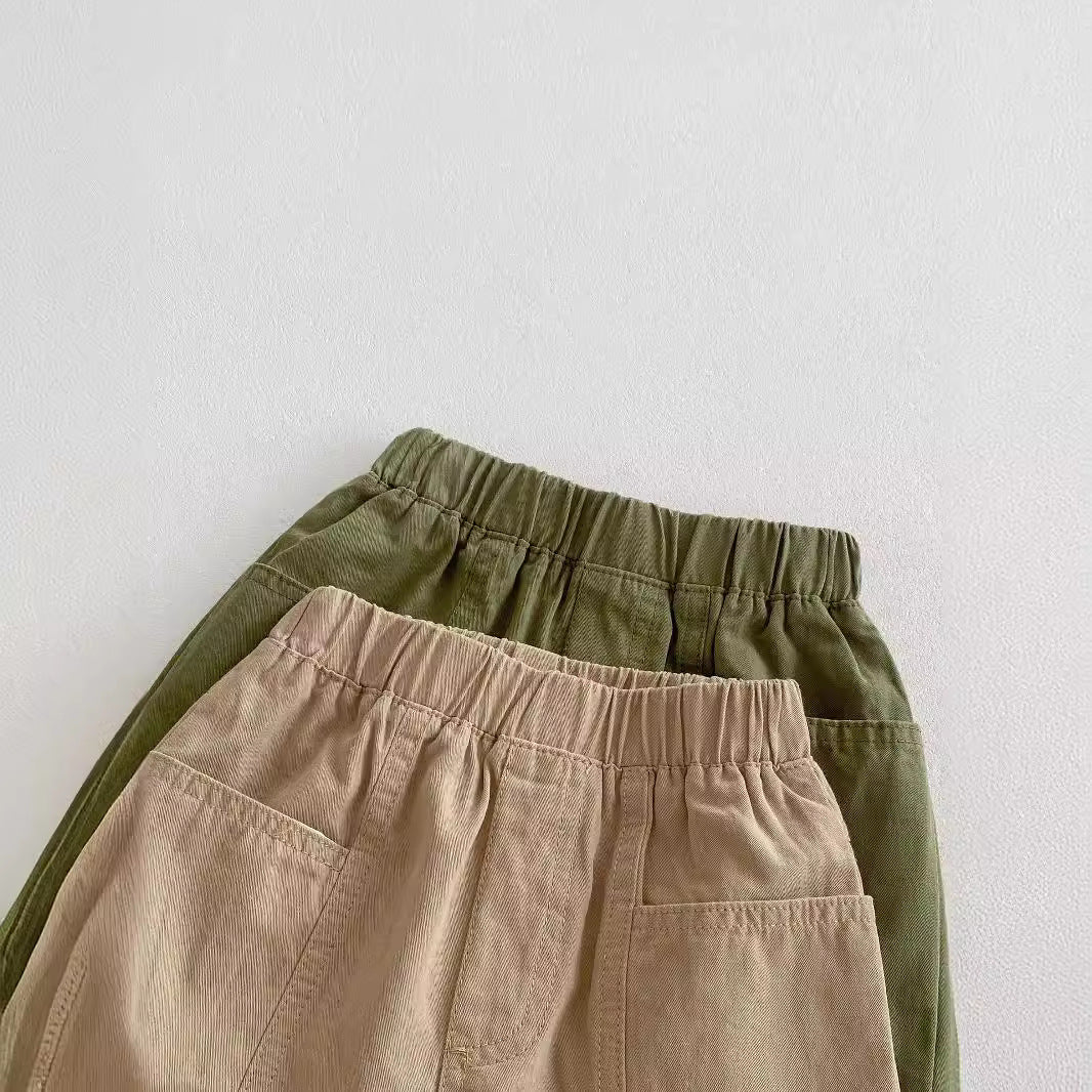 Boys versatile casual solid color utility shorts in green and khaki, made from 95% cotton, perfect for summer wear.