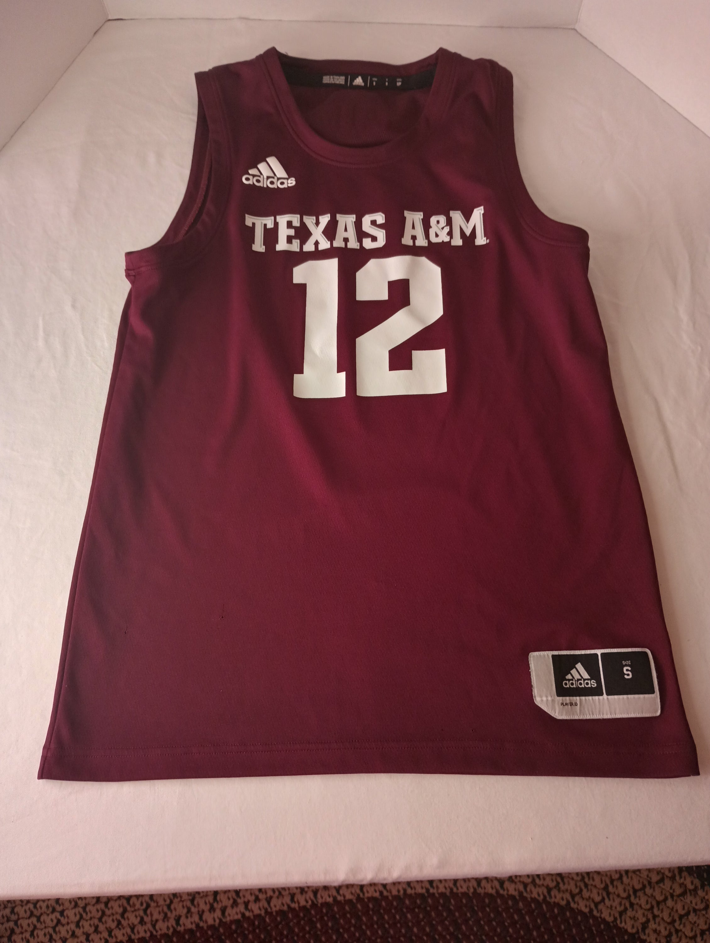 S Texas A&M Jersey #12 Basketball, size S, made by Adidas, featuring vibrant colors and quality fabric.