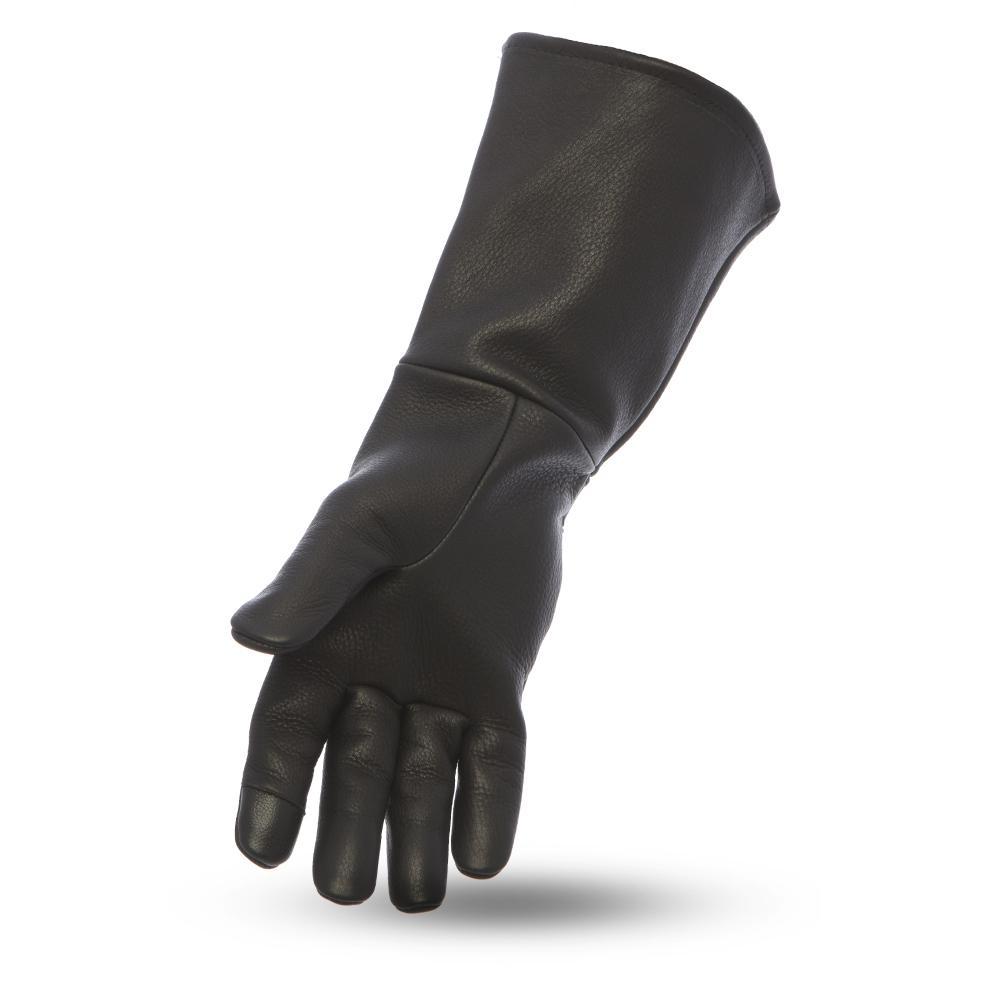 A pair of ultra-soft unlined cowhide Gauntlet gloves featuring a 5 1/2” gauntlet and touch tech fingers for device use.