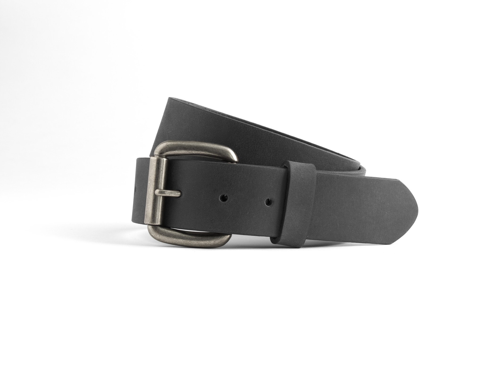 FIMB16000 leather belt, 1 1/2 inch wide, showcasing premium quality leather and stylish design.