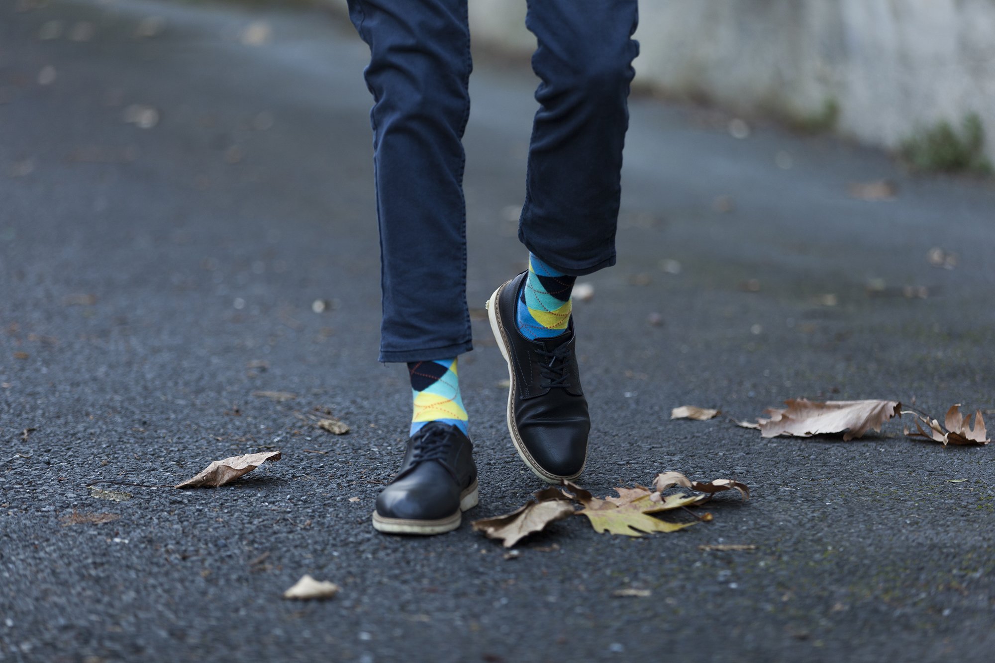 Men's Aspen Gold Argyle Socks featuring a vibrant argyle pattern, made from soft Turkish cotton for comfort and style.