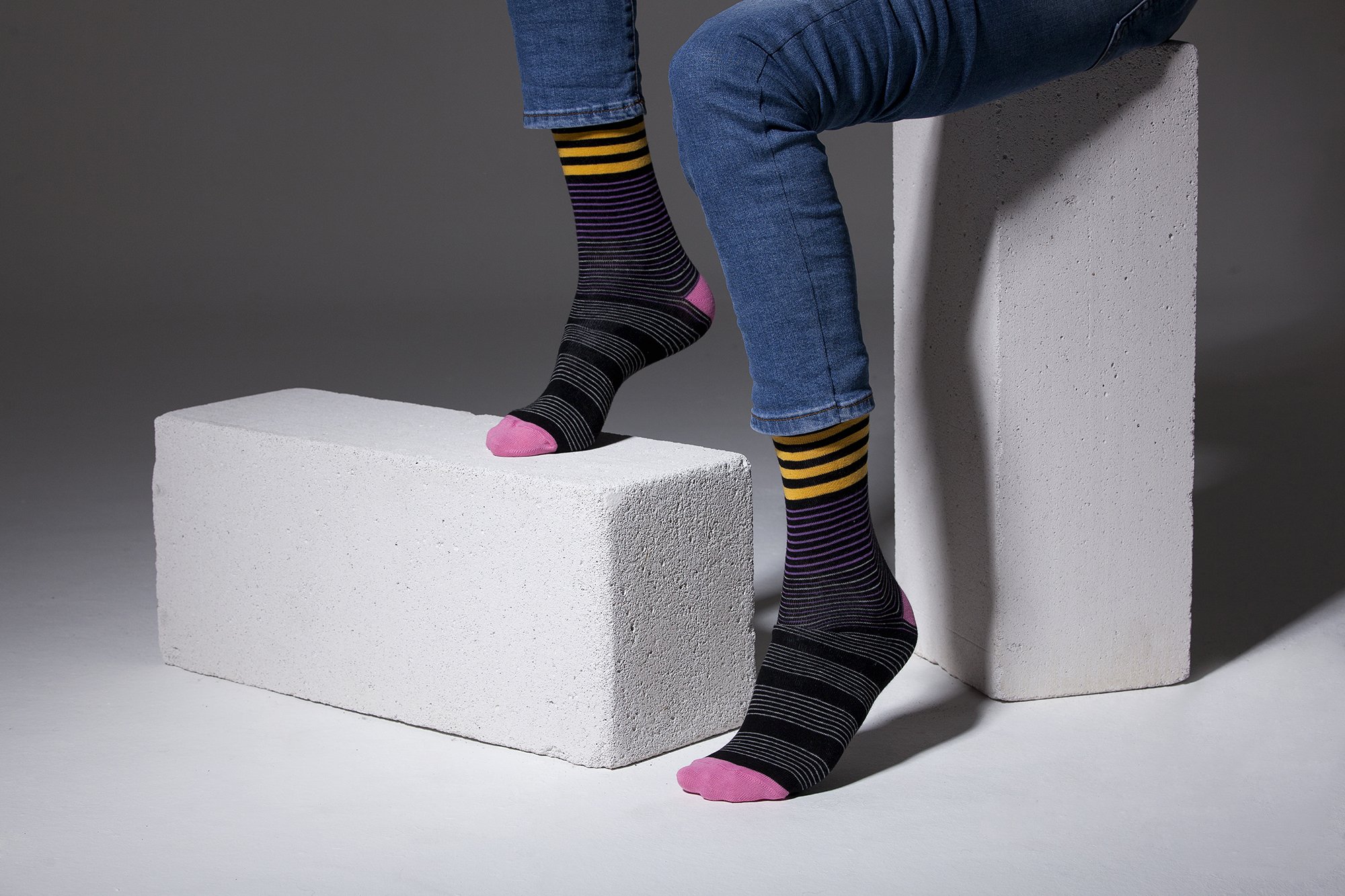 Men's black thin stripe socks made from soft Turkish cotton, featuring a stylish design for comfort and elegance.