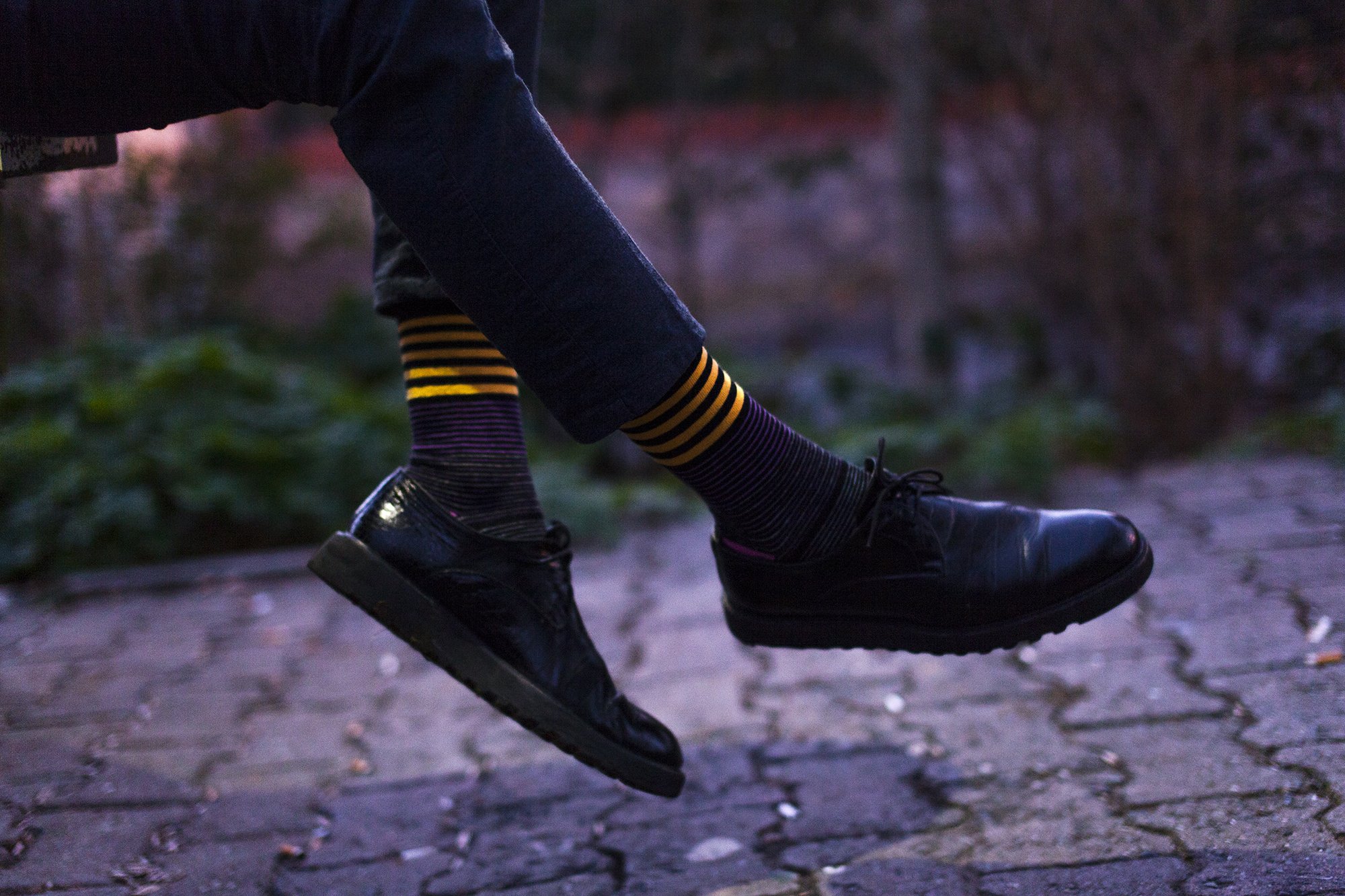 Men's black thin stripe socks made from soft Turkish cotton, featuring a stylish design for comfort and elegance.