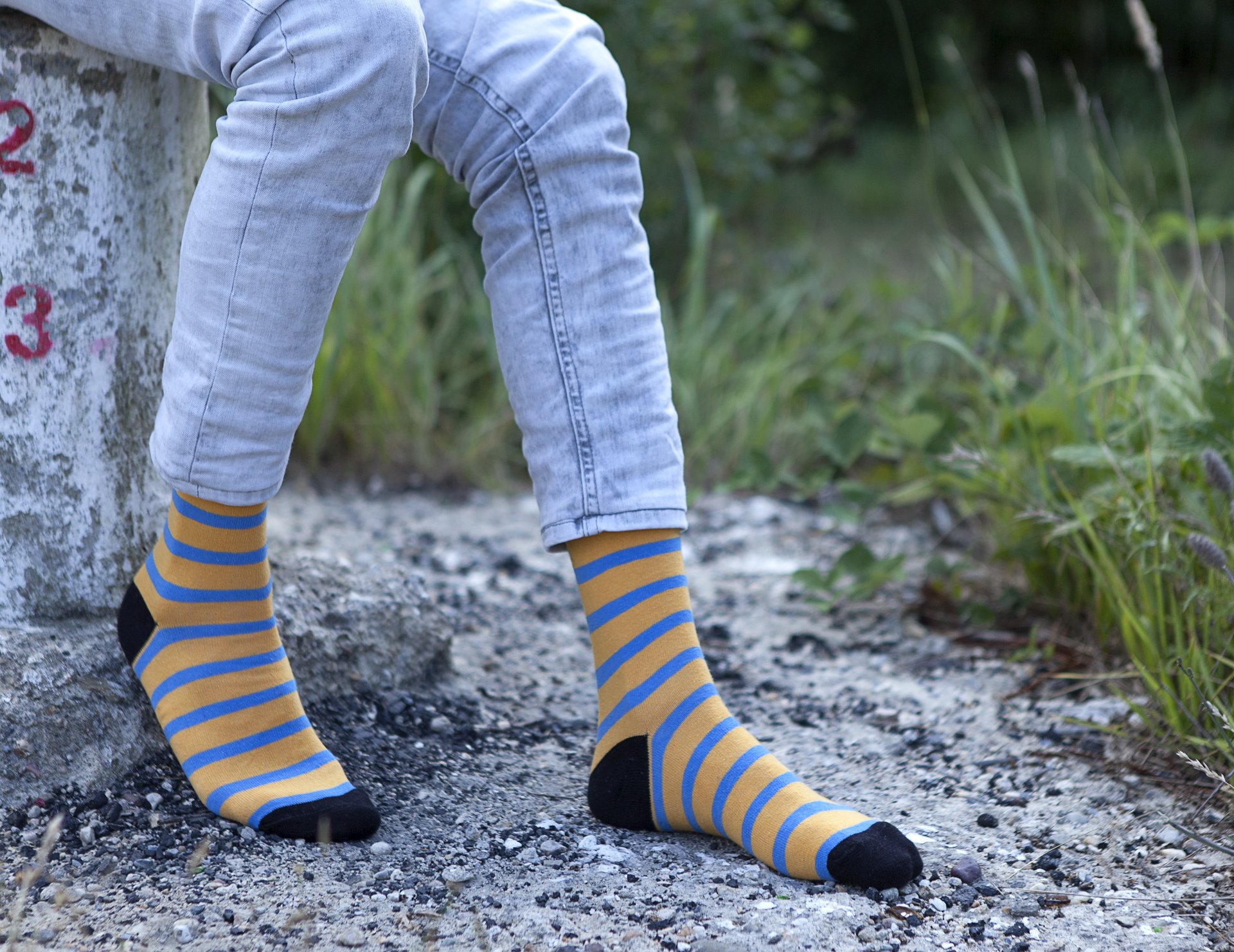 Men's Blonde Stripe Socks featuring vibrant colors and trendy patterns, made from soft Turkish cotton for comfort.