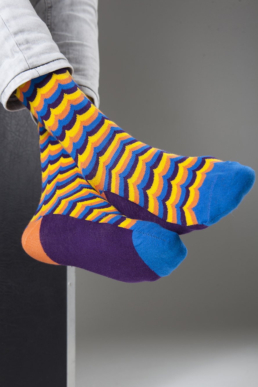 Men's Chic Mix Set Socks featuring colorful designs and premium Turkish cotton for comfort and style.