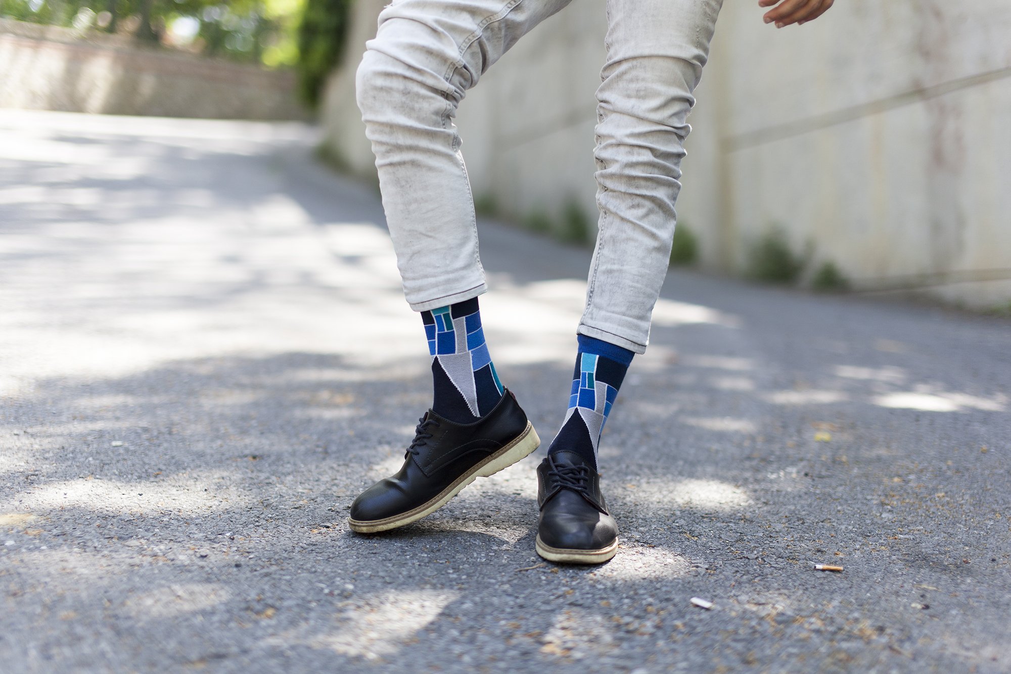 Men's Cobalt Cube Socks featuring a vibrant blue and cube pattern, made from soft Turkish cotton for comfort and style.