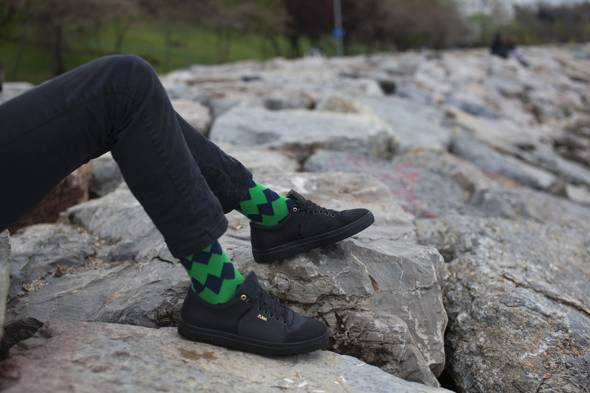 Men's Emerald Zig Zag Socks featuring a vibrant zig-zag pattern in emerald green, made from soft Turkish cotton for comfort.