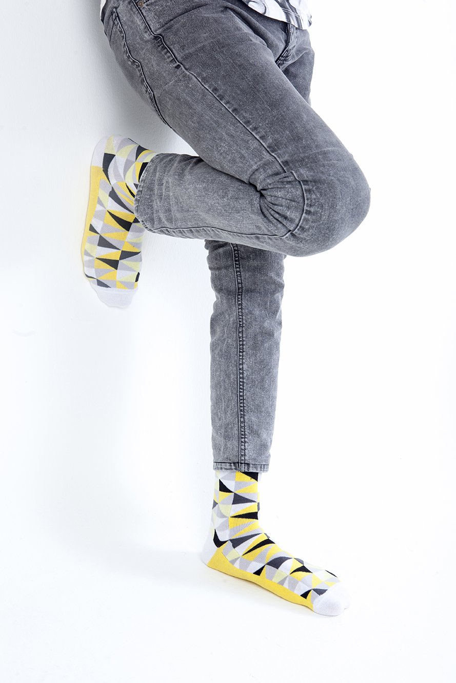 Men's Fresh Mix Set Socks featuring colorful designs and premium cotton material, perfect for stylish comfort.