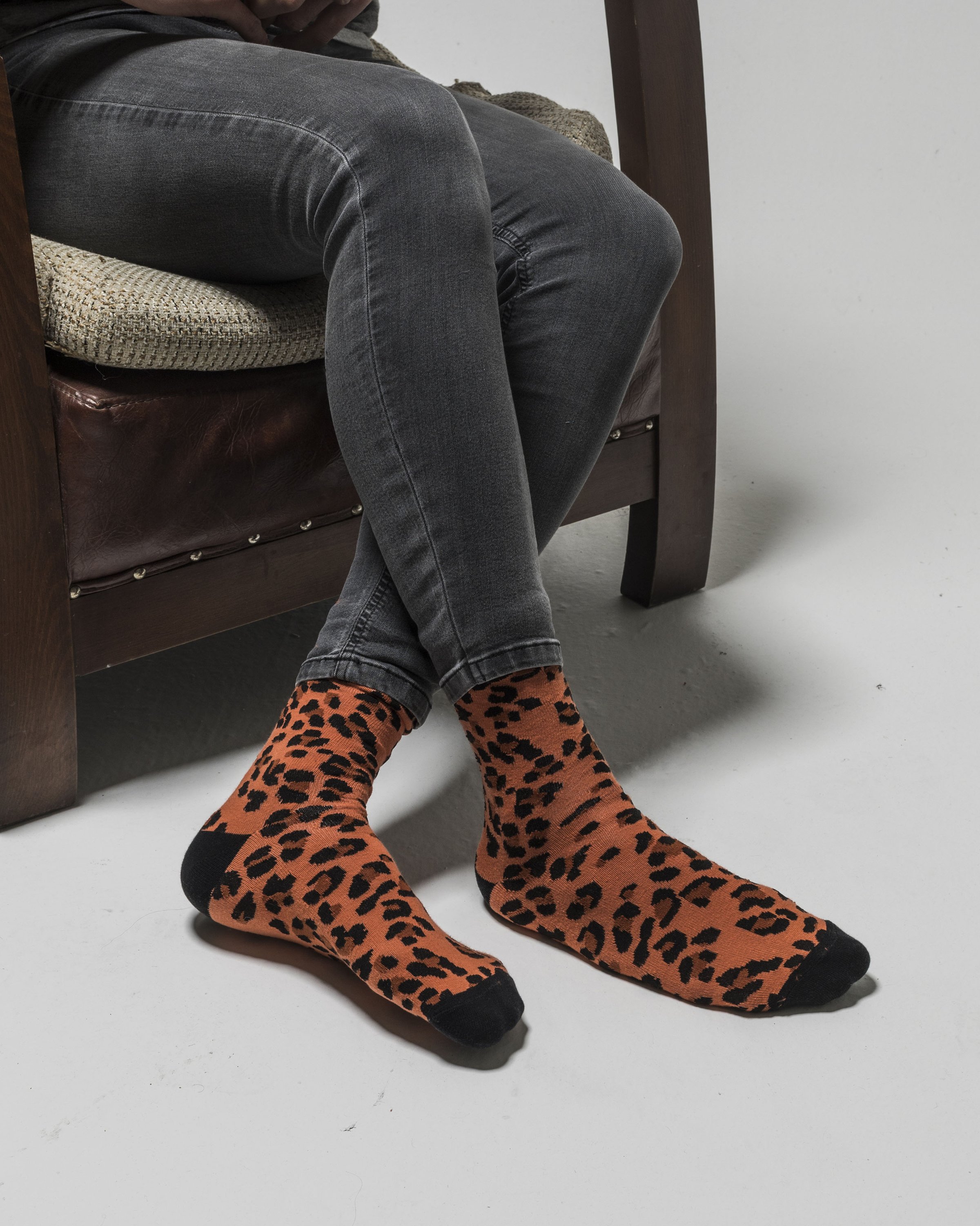 Men's Leopard Socks featuring a vibrant leopard print design, made from soft Turkish cotton for comfort and style.