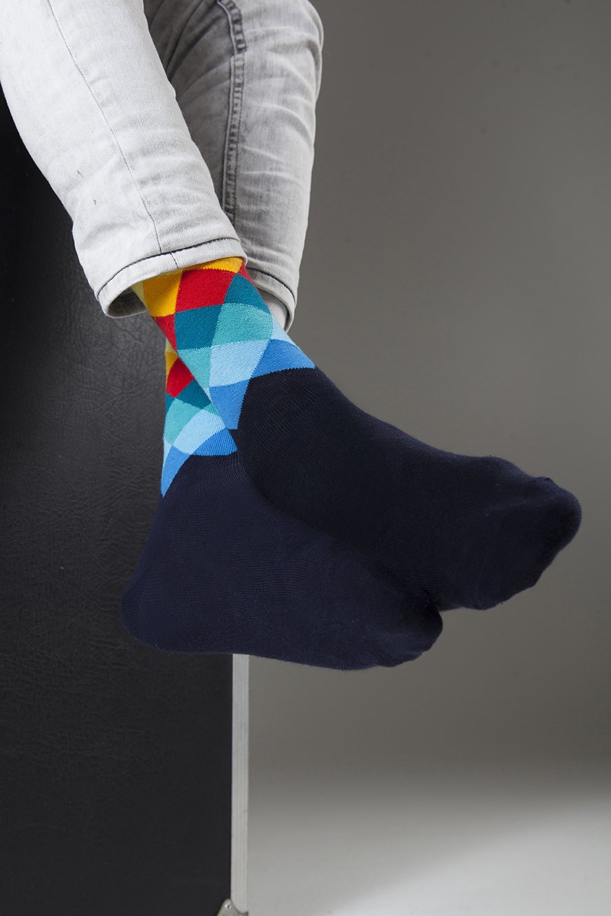 Men's Marine Diamond Socks featuring colorful designs and premium Turkish cotton for comfort.