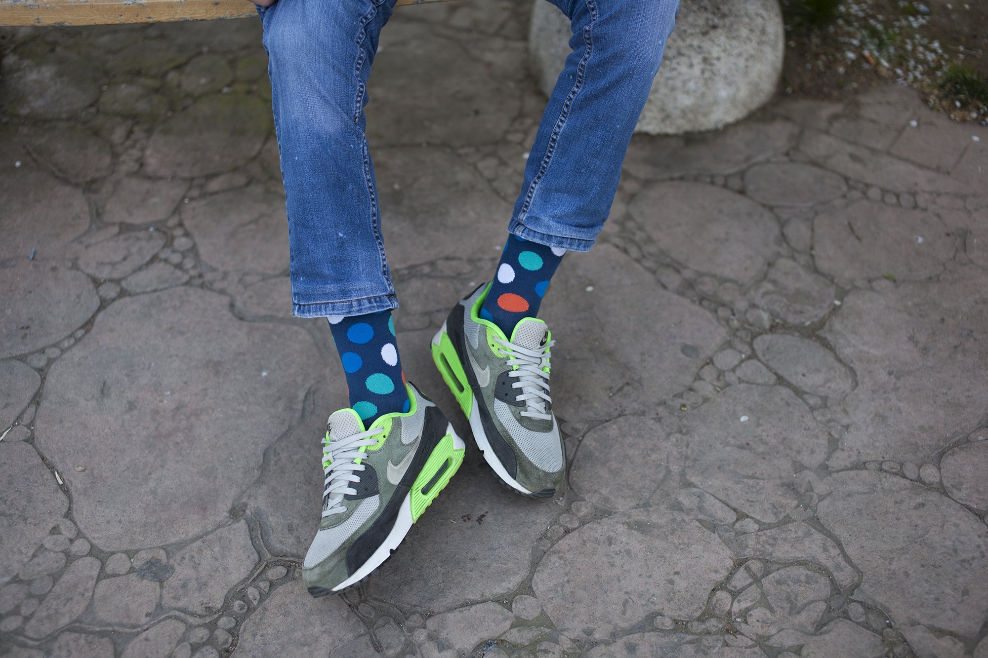 Men's Mixed Blue Dot Socks featuring a vibrant blue dot pattern, made from soft Turkish cotton for comfort and style.