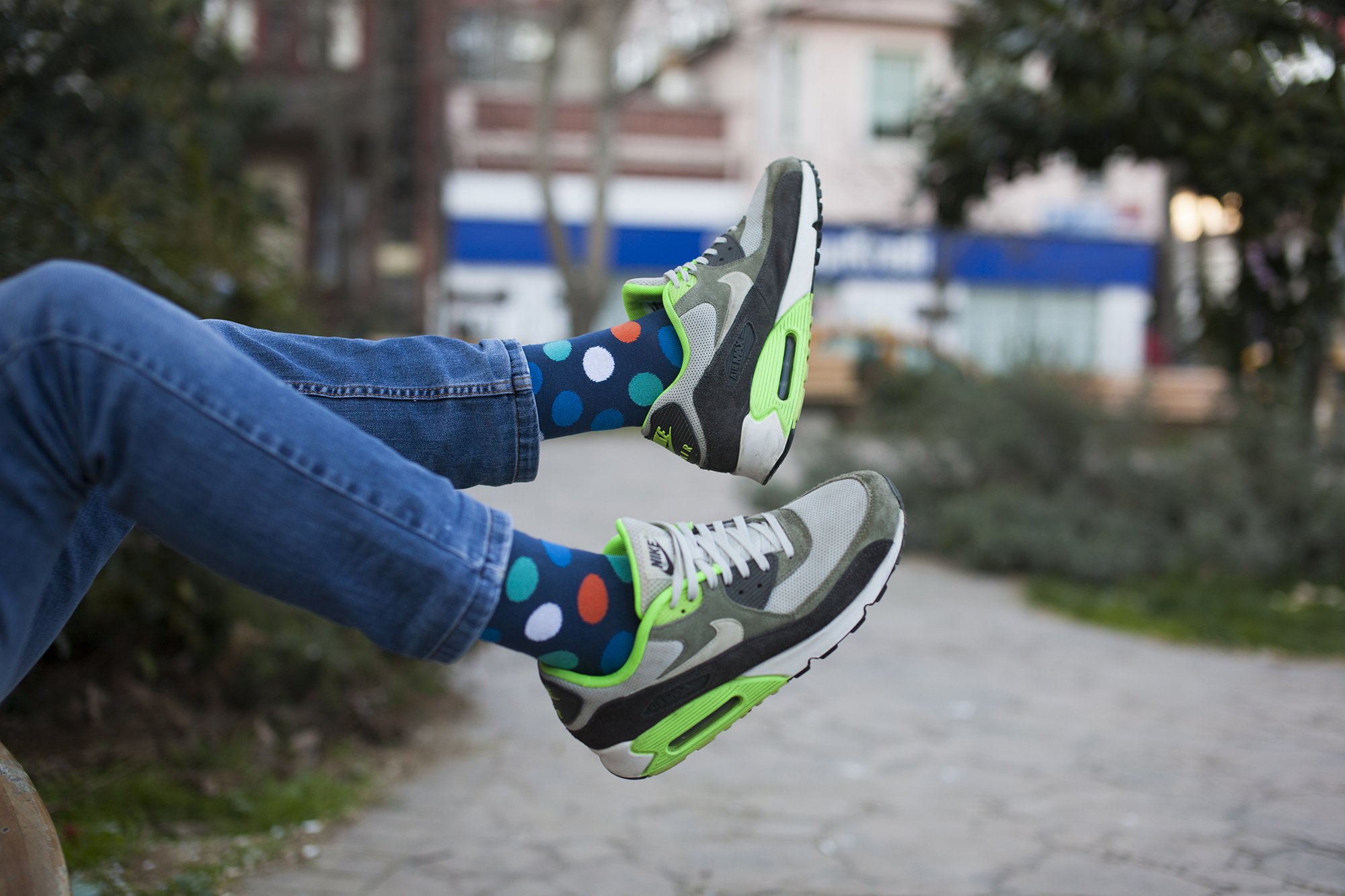 Men's Mixed Blue Dot Socks featuring a vibrant blue dot pattern, made from soft Turkish cotton for comfort and style.