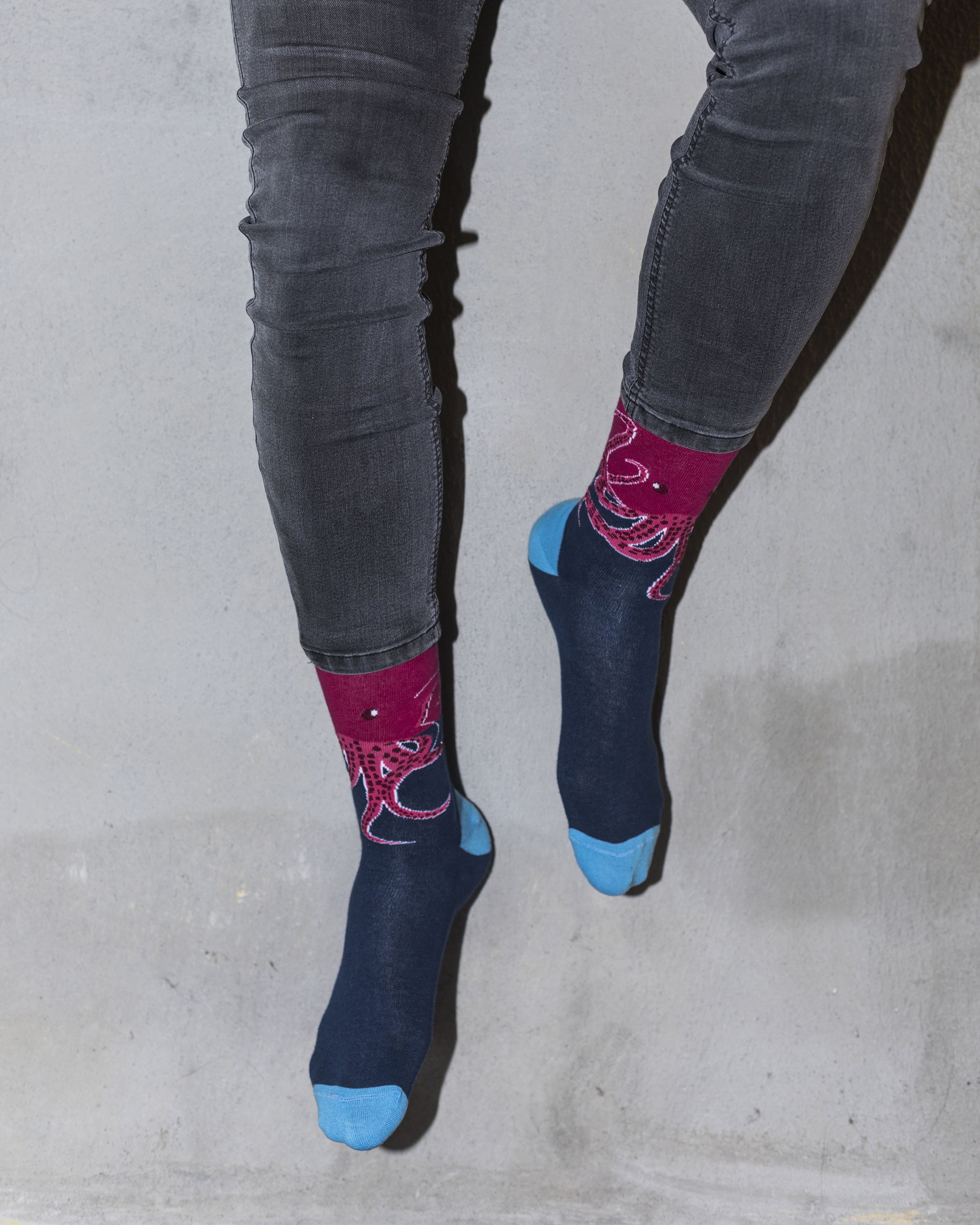 Men's Octopus Socks featuring colorful octopus patterns, made from soft Turkish cotton for comfort and style.