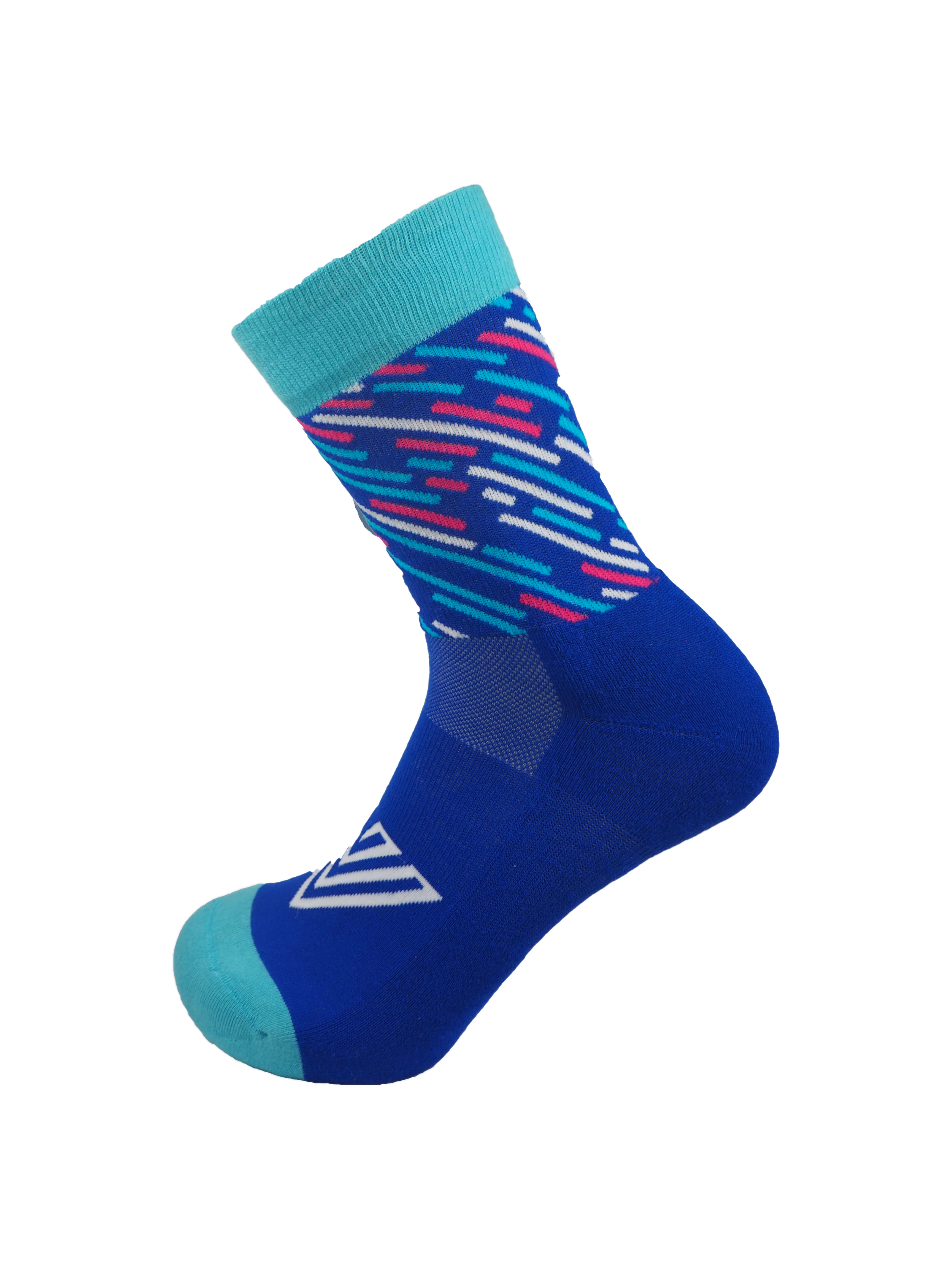 Coolmax Ibiza socks in various colors, showcasing their breathable fabric and comfortable design, ideal for sports and daily wear.