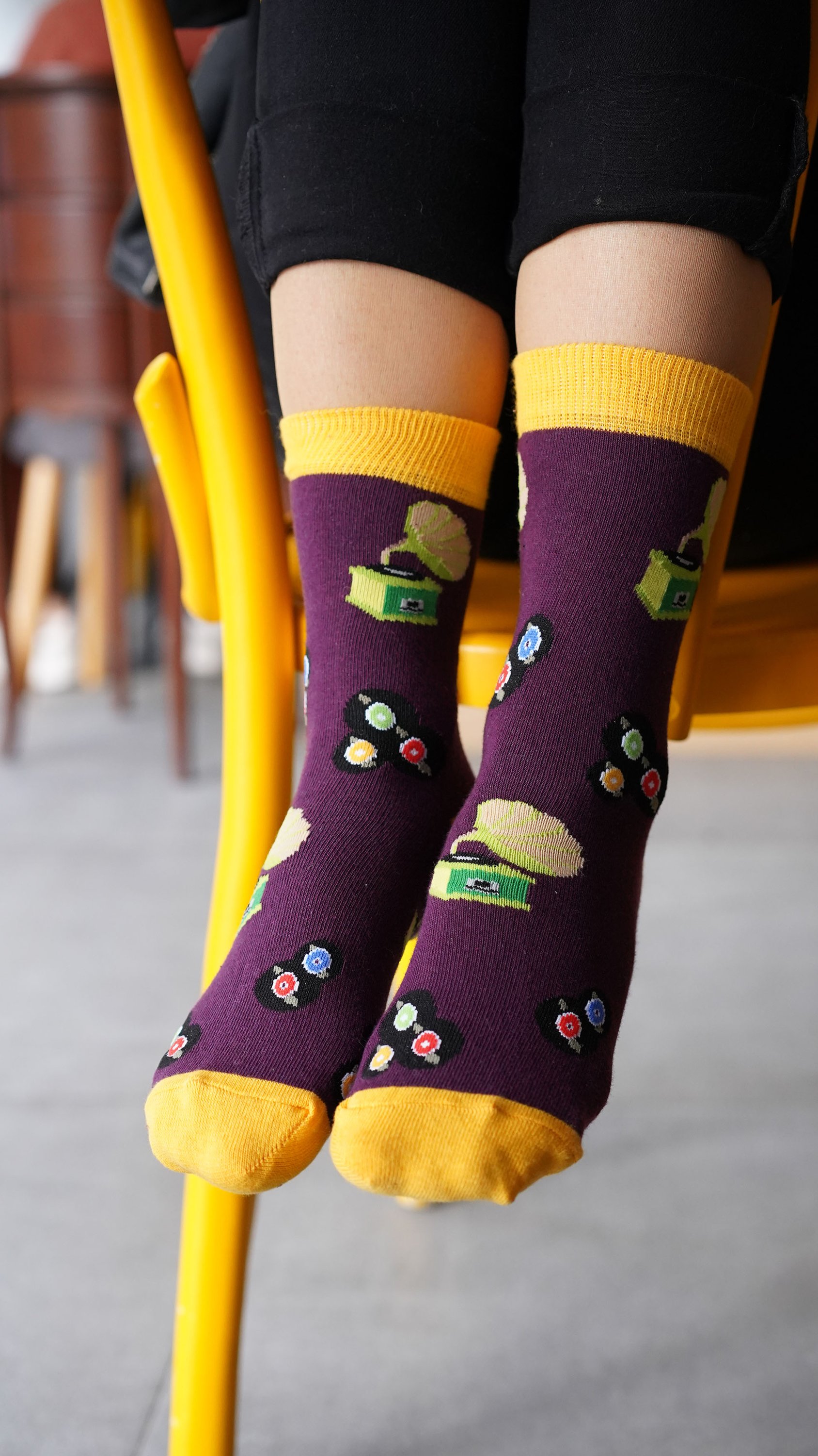 Colorful Women's Gramophone Socks made from soft Turkish cotton, featuring trendy patterns and a comfortable fit.