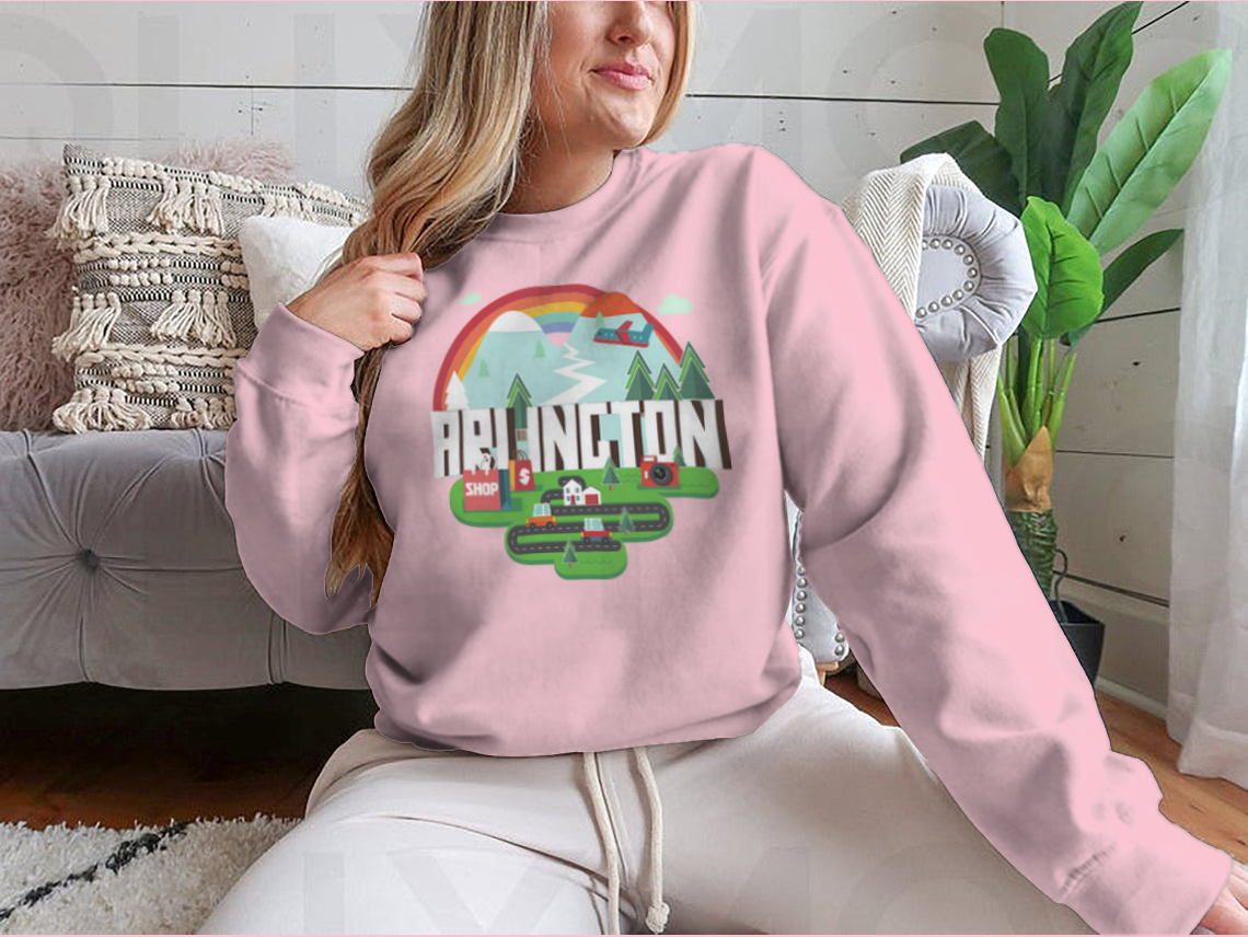 Stylish travel design apparel featuring Arlington City theme, showcasing comfort and quality.