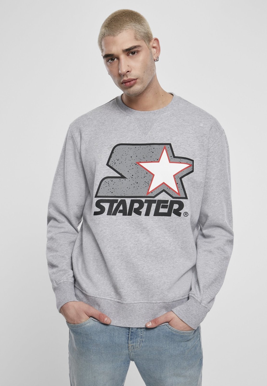 Multicolored Logo Sweatshirt featuring a large Starter logo on the chest and ribbed cuffs, perfect for urban fashion.