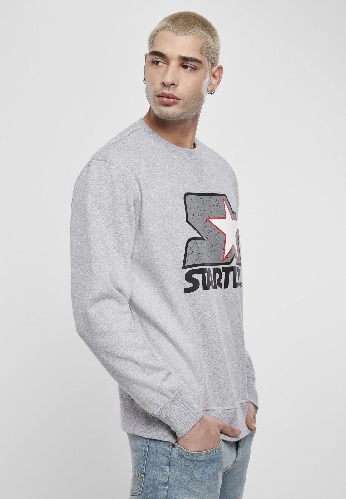 Multicolored Logo Sweatshirt featuring a large Starter logo on the chest and ribbed cuffs, perfect for urban fashion.